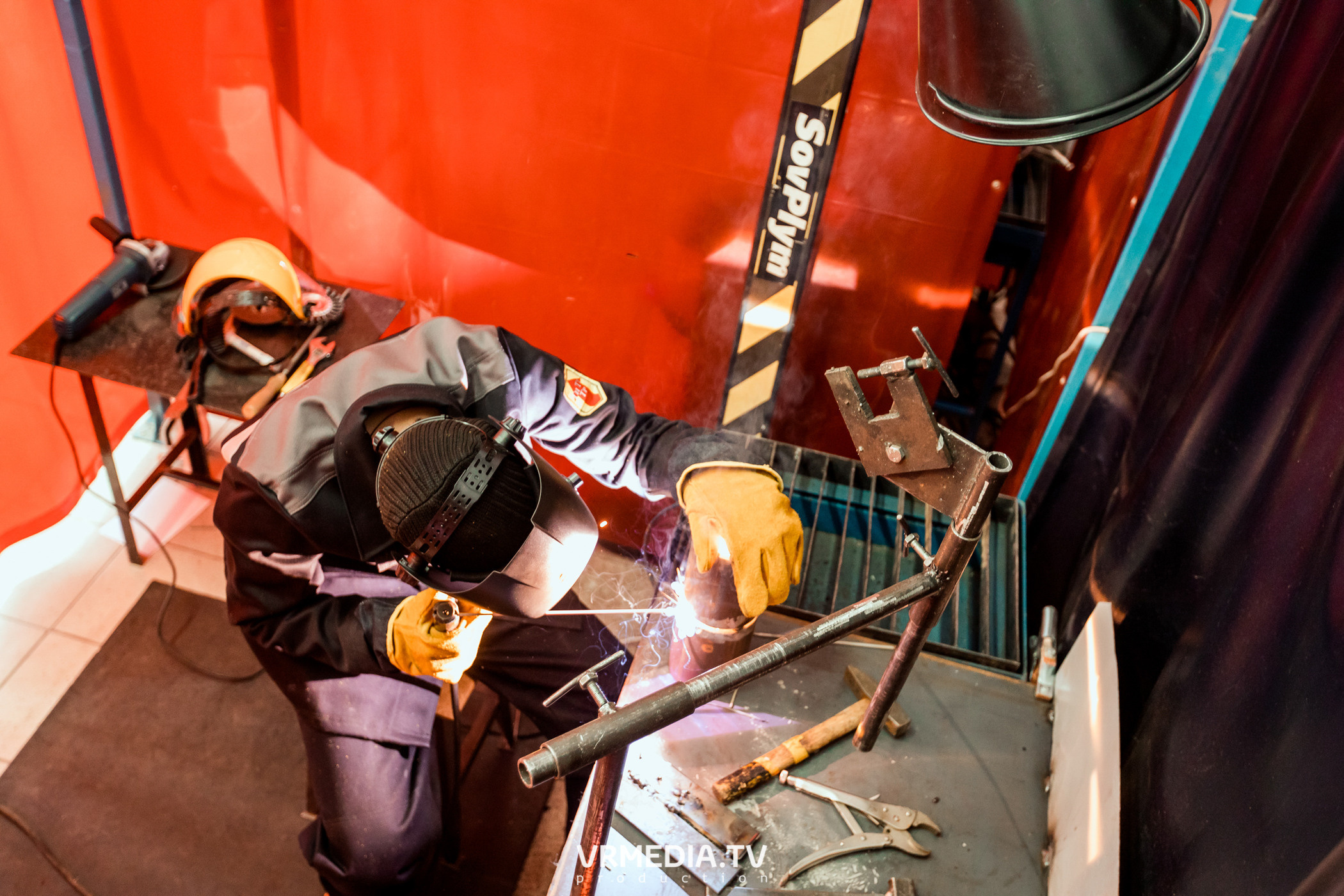 Открытый интеллектуальный турнир «Труд-Знания-Безопасность. Битва сварщиков»