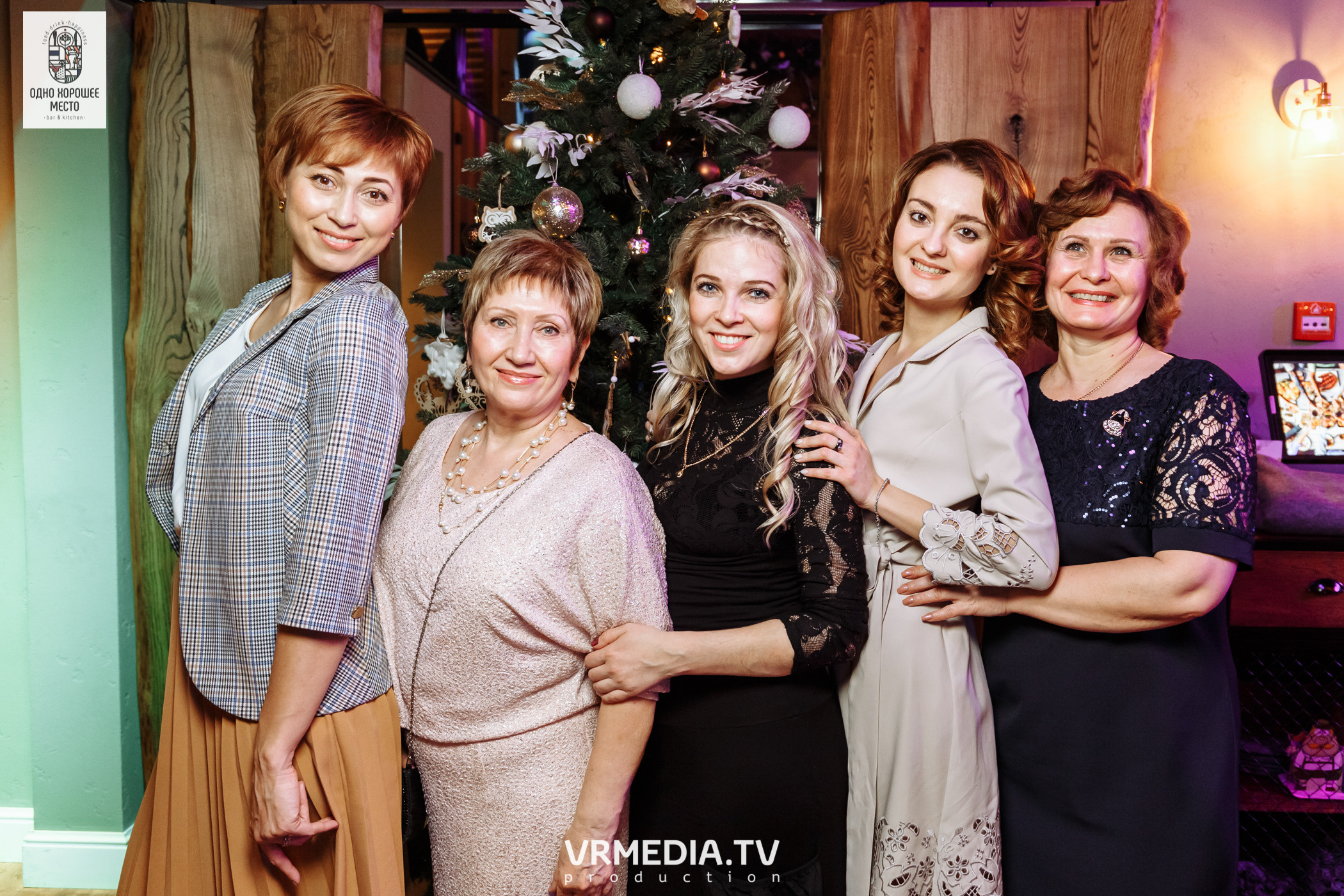 Новогодние корпоративы в ресторане «Одно хорошее место»