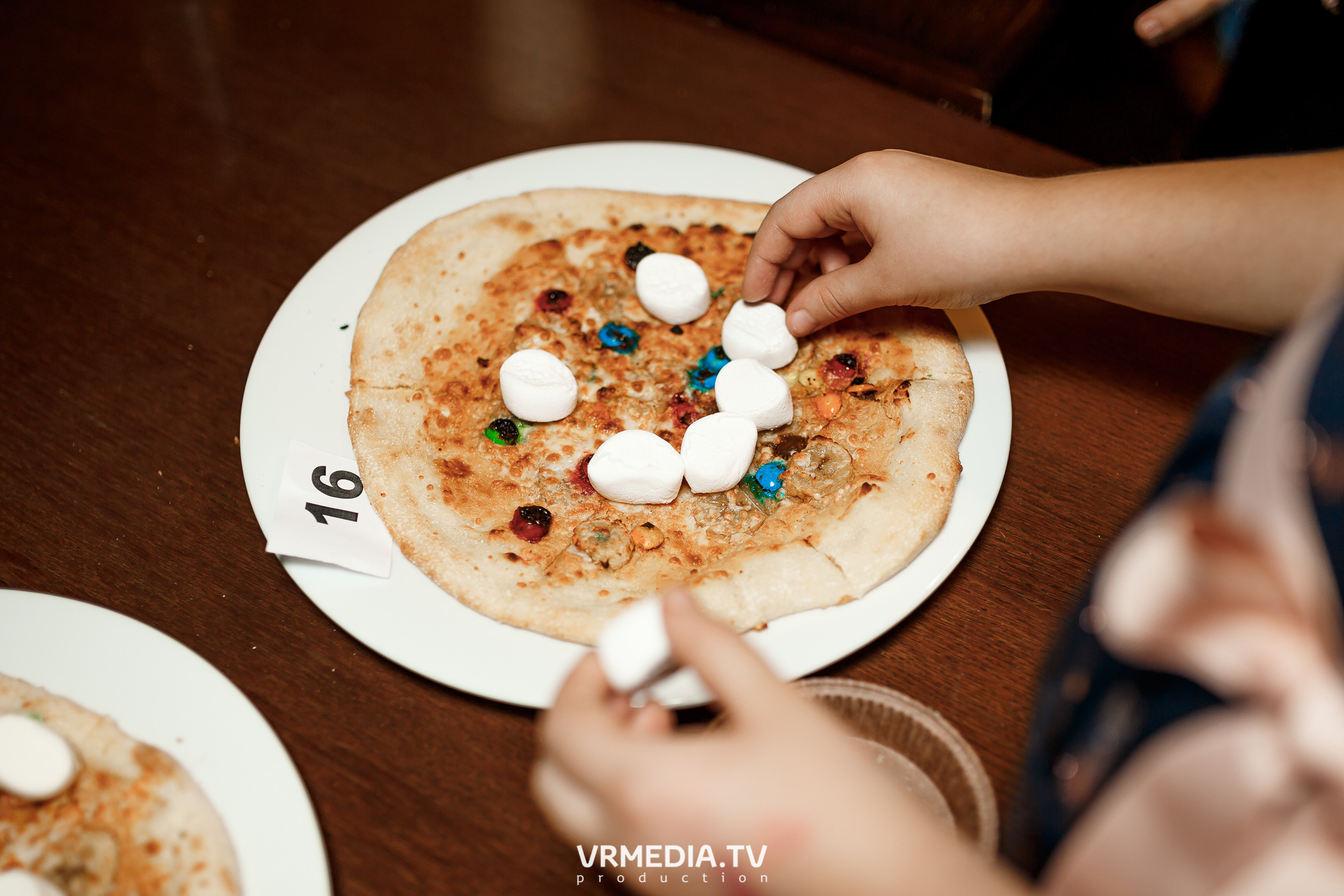 Детский кулинарный мастер-класс «Сладкая пицца» в «Villaggio»