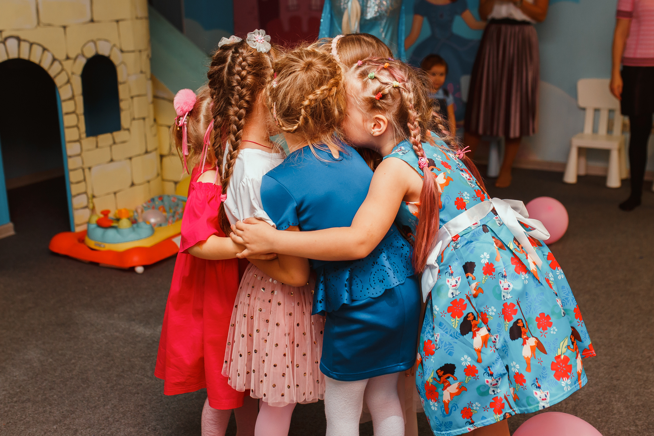 День рождения в «АкунаМатата»