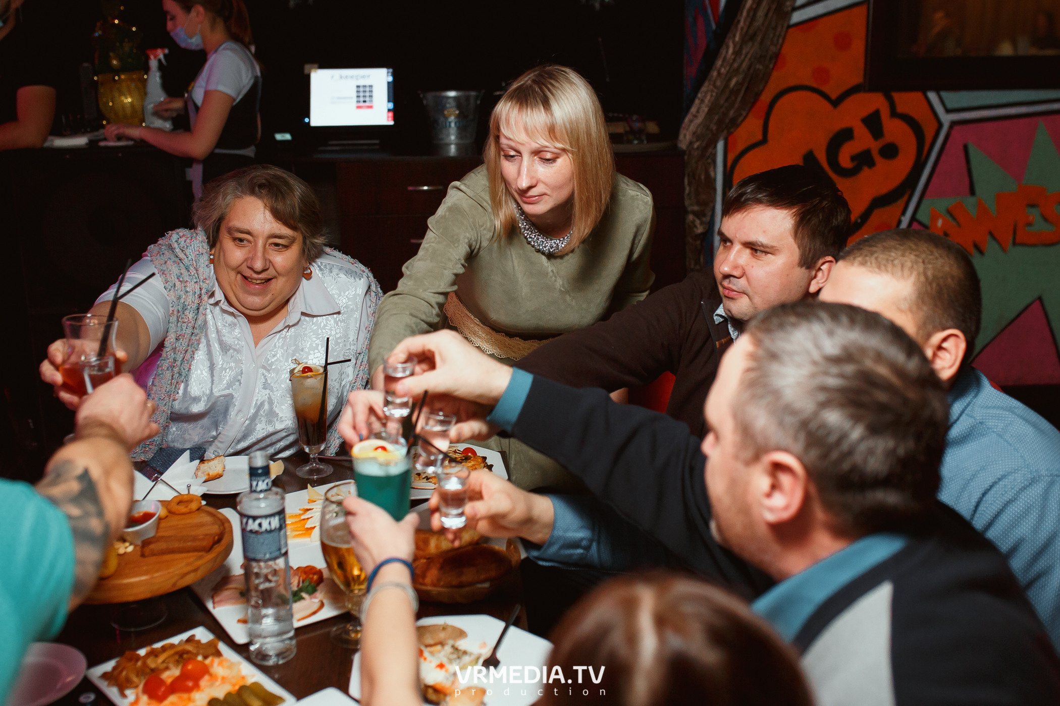 #СтихийныйКорпорат в караоке-баре «Четыре стихии»