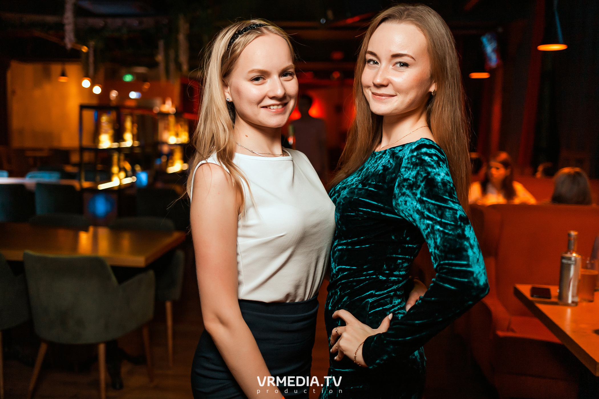 Группа «Коктейль Молотова» в гриль-баре «Жара»