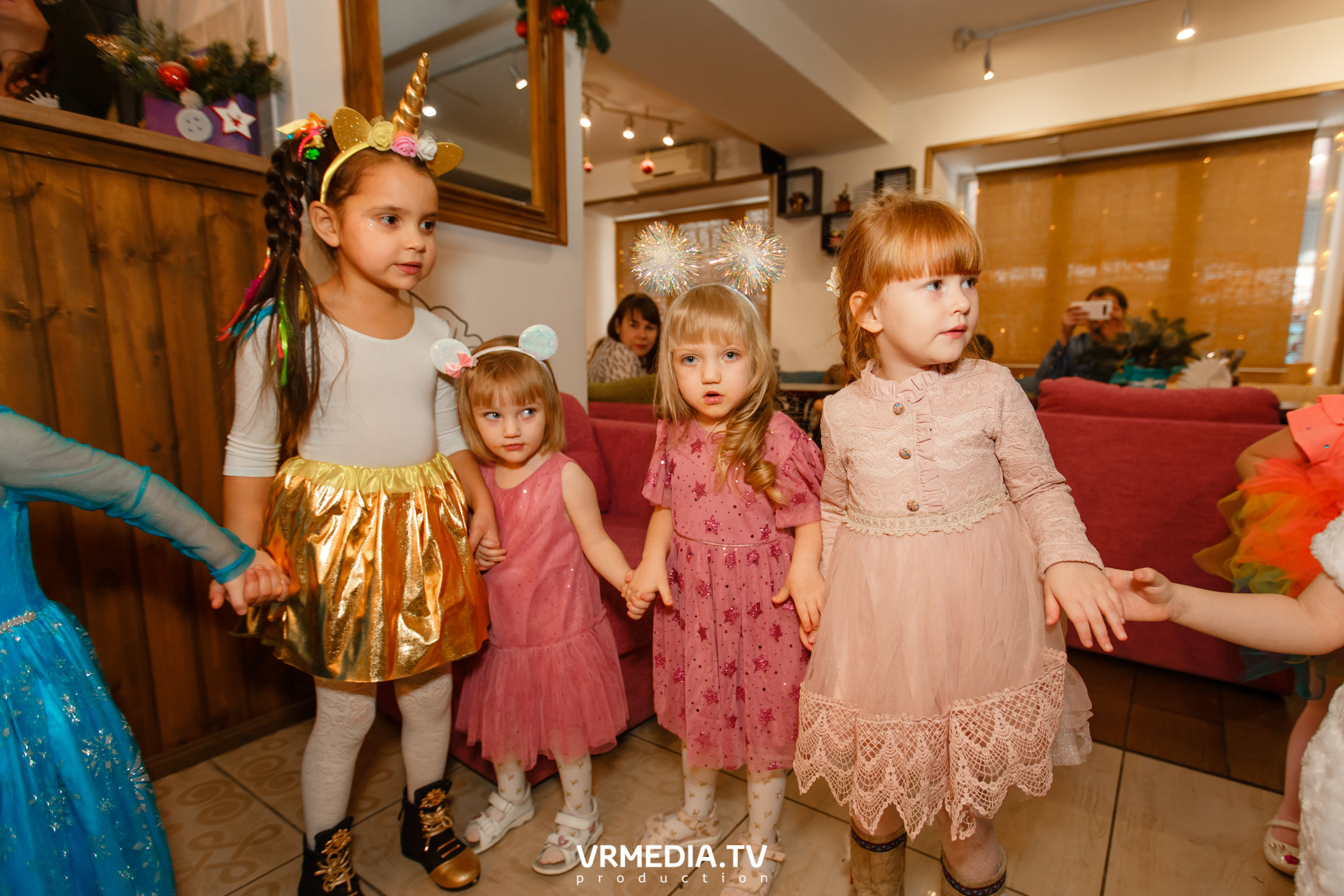 Волшебный новый год для самых важных гостей в ресторане «кАмпот»