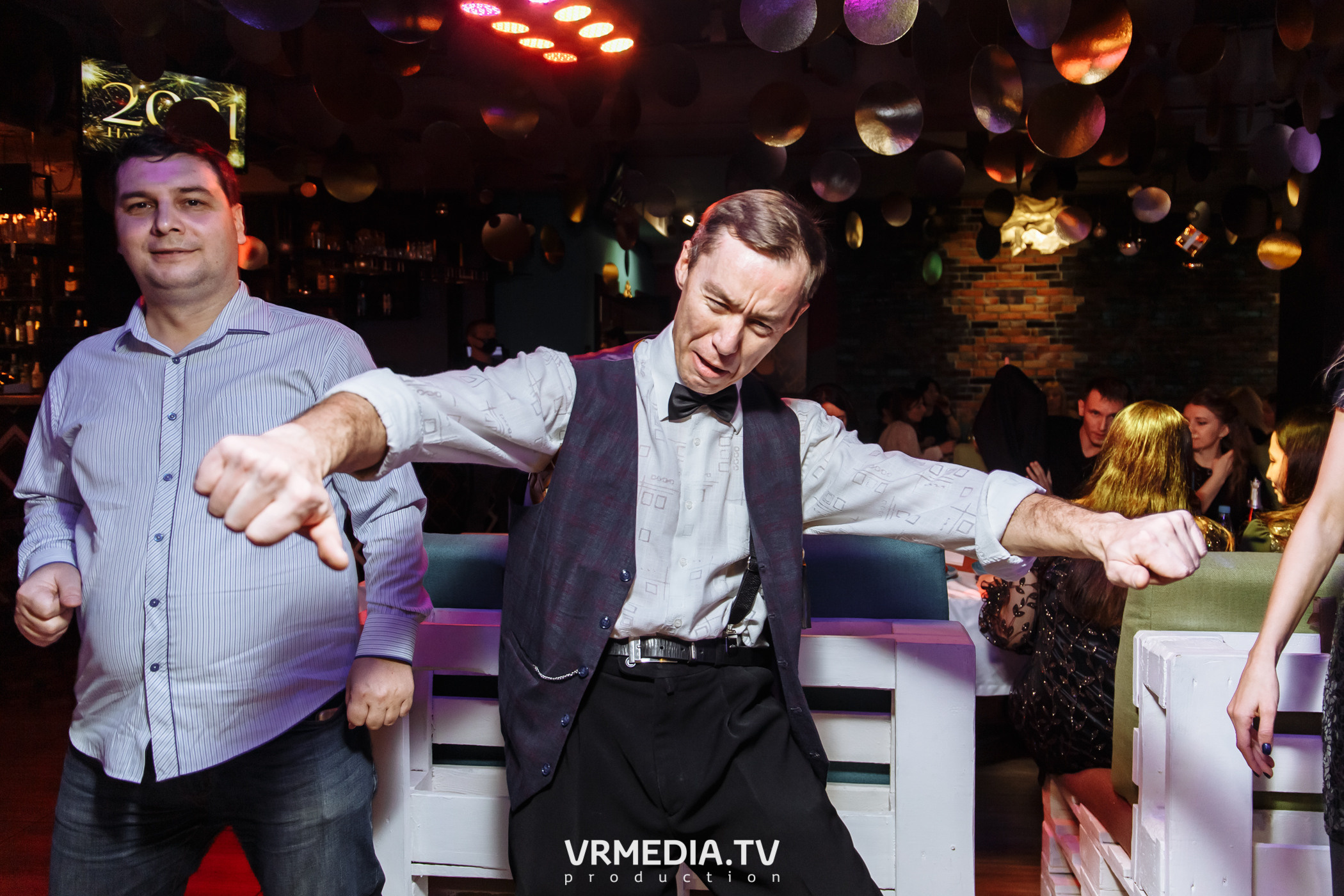 Новогодние корпоративы в караоке «Mimo Not»