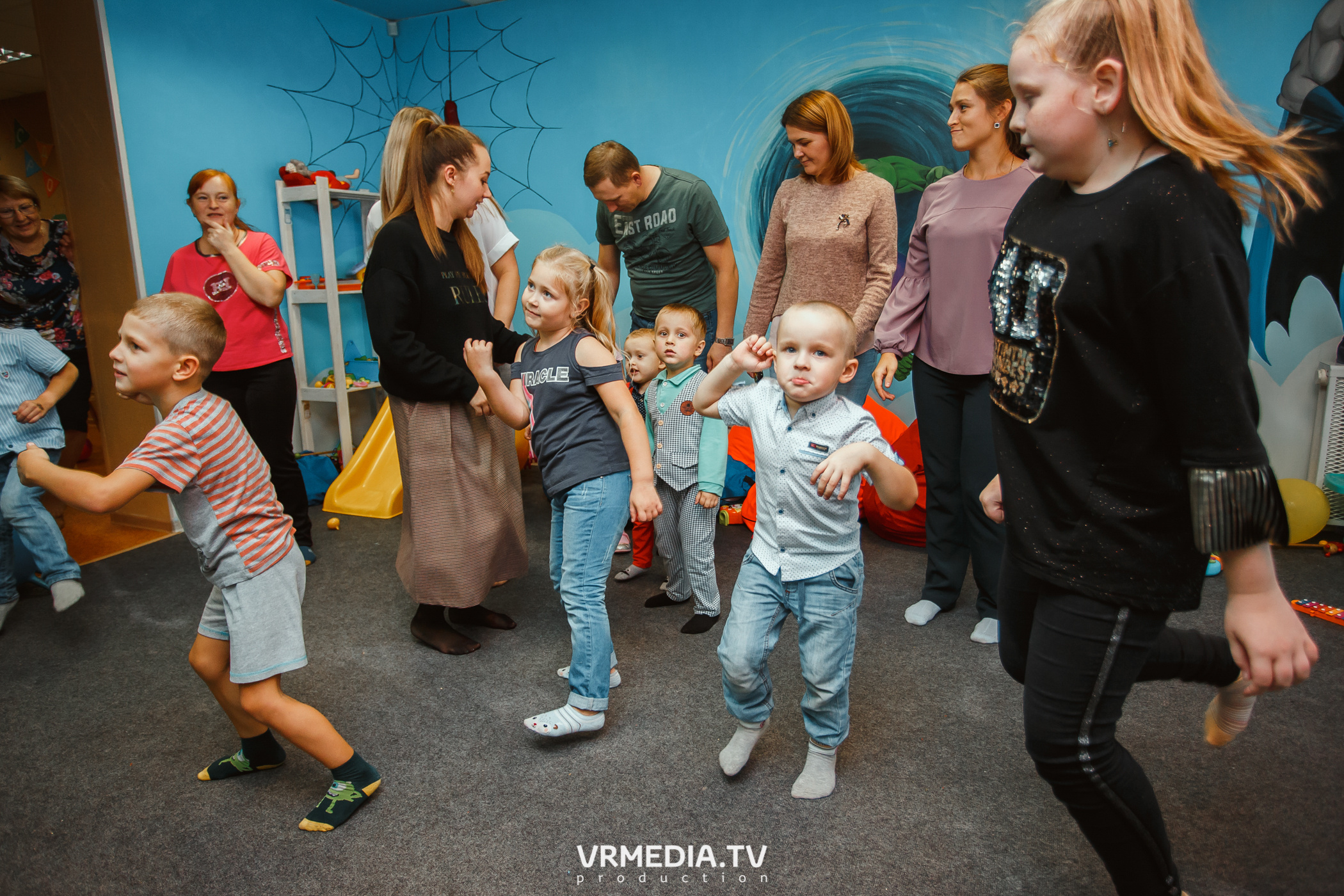 День рождения в «АкунаМатата»