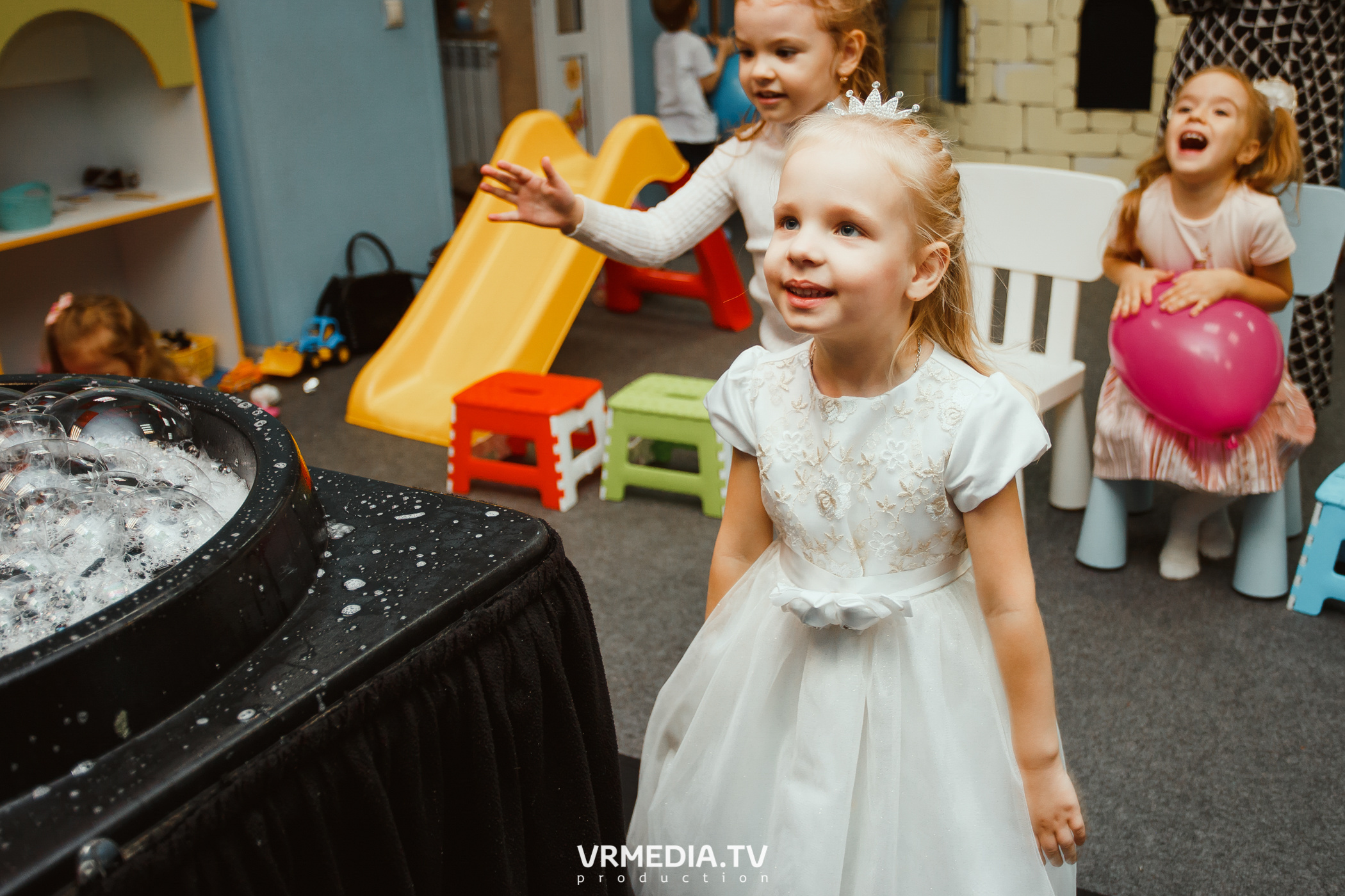 День рождения в «АкунаМатата»