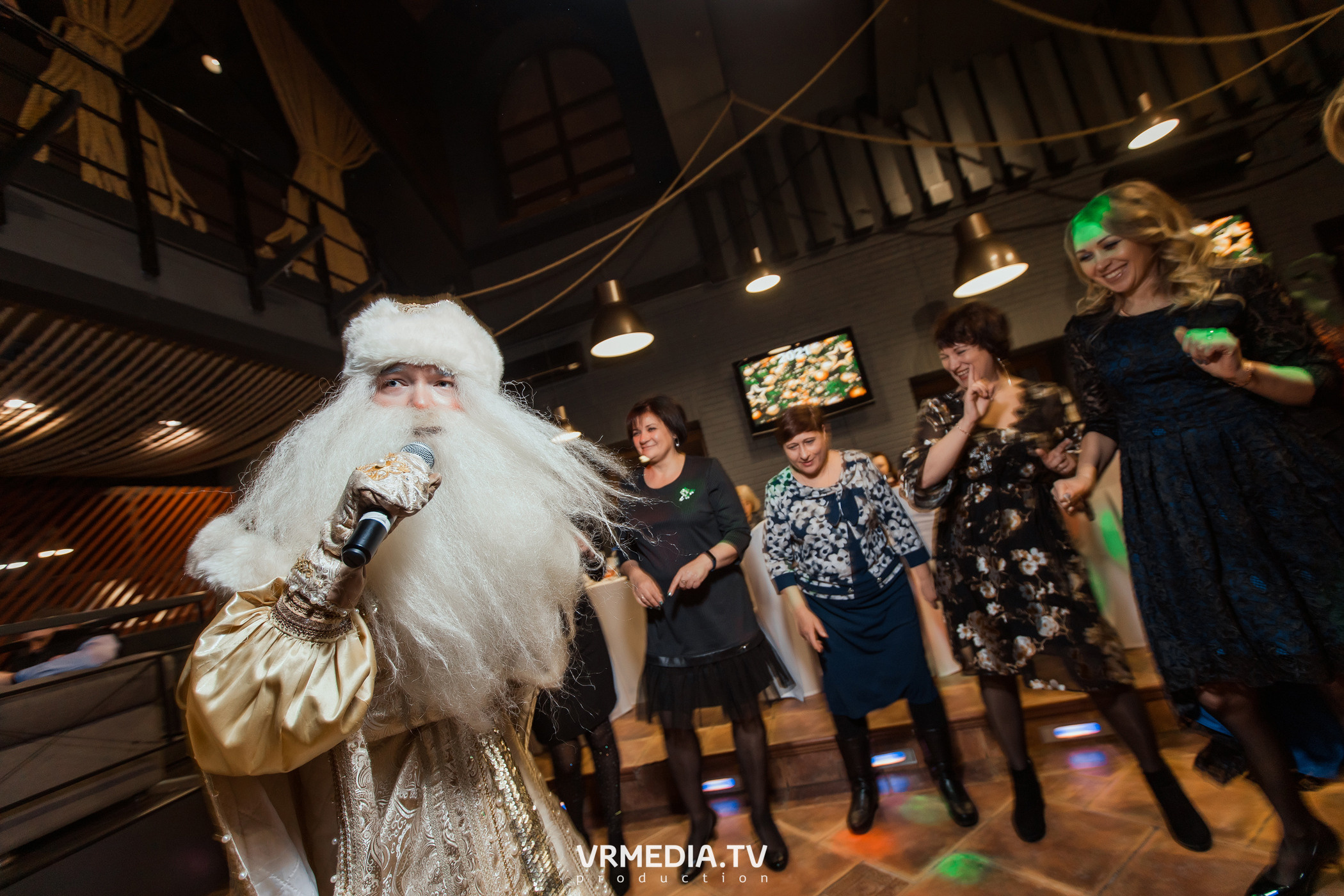 Новогодний вечер в ресторане «Volna»