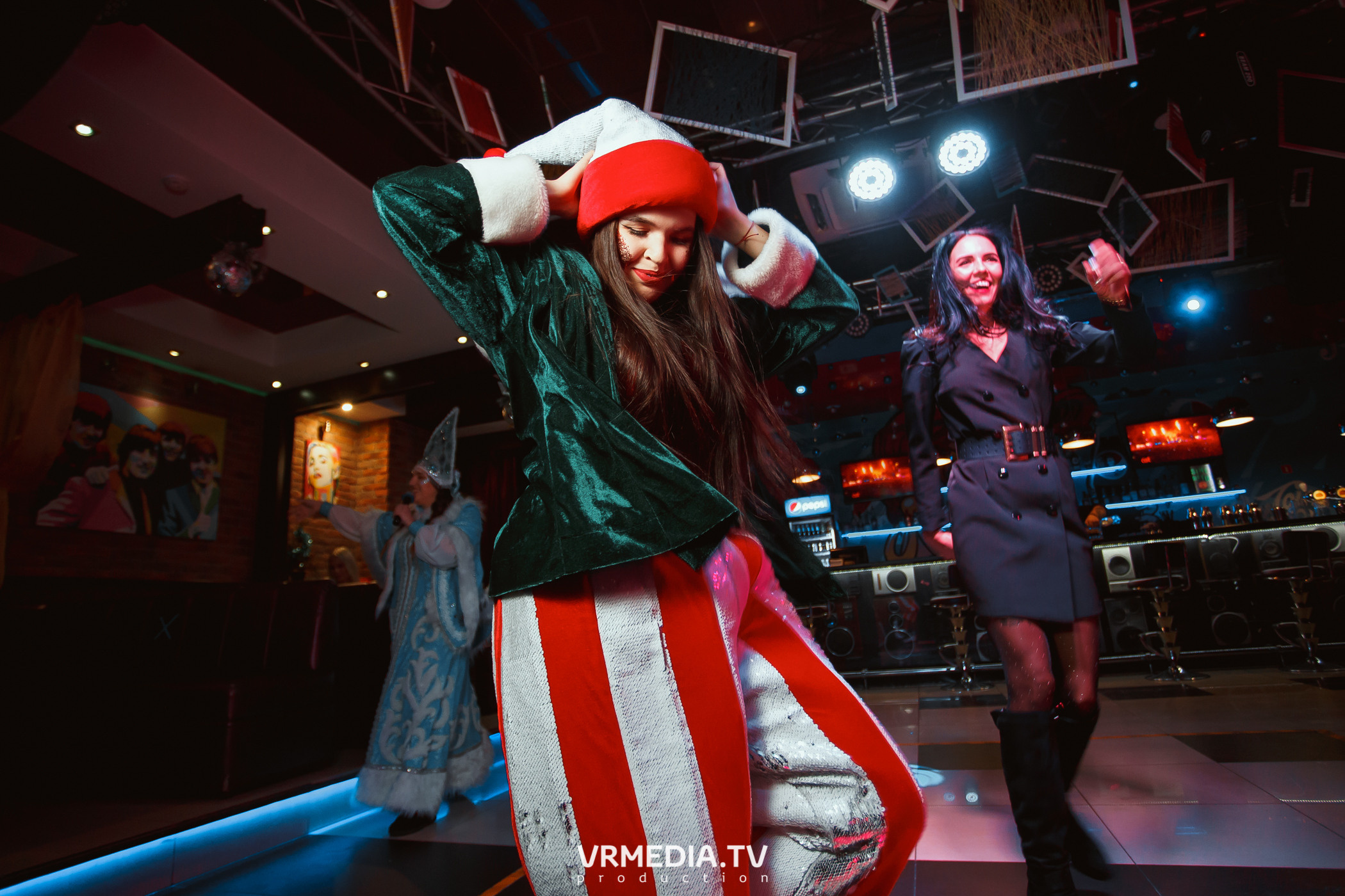 #СтихийныйКорпорат в караоке-баре «Четыре стихии»