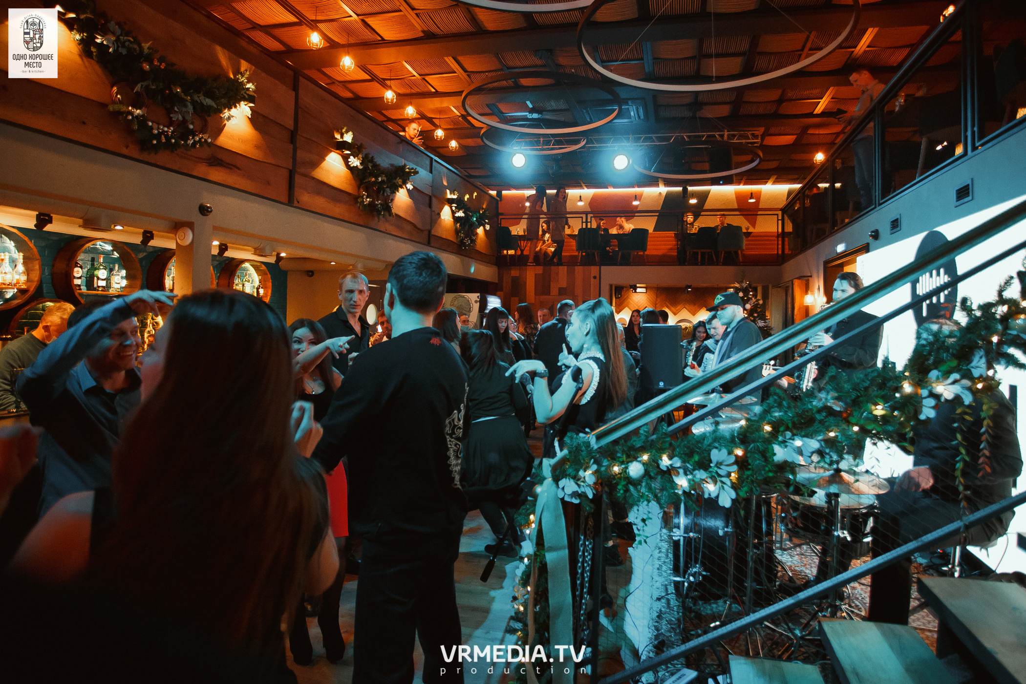 Новогодние корпоративы в ресторане «Одно хорошее место»
