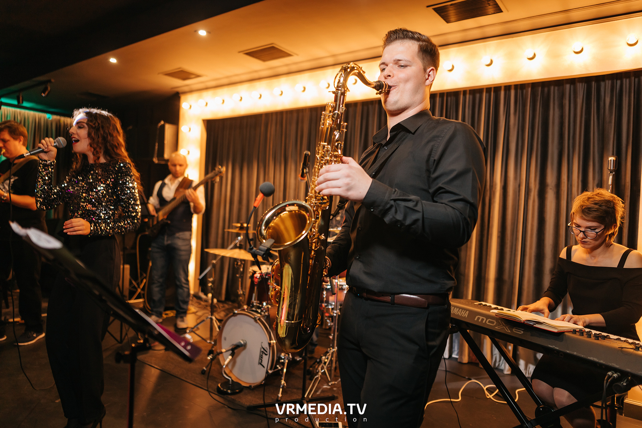 Джазовая среда. Рок в стиле джаз