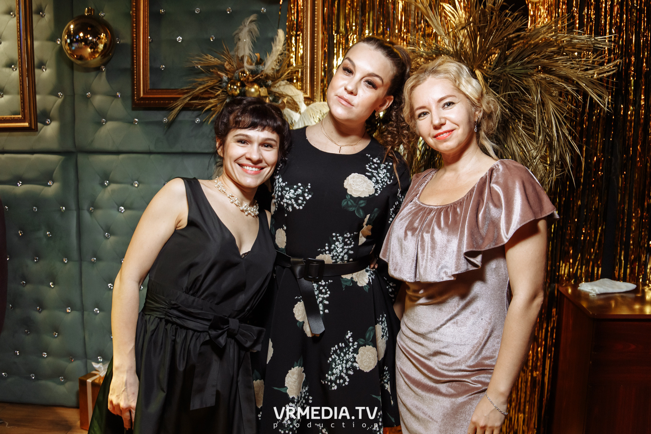 Новогодние корпоративы в караоке «Mimo Not»