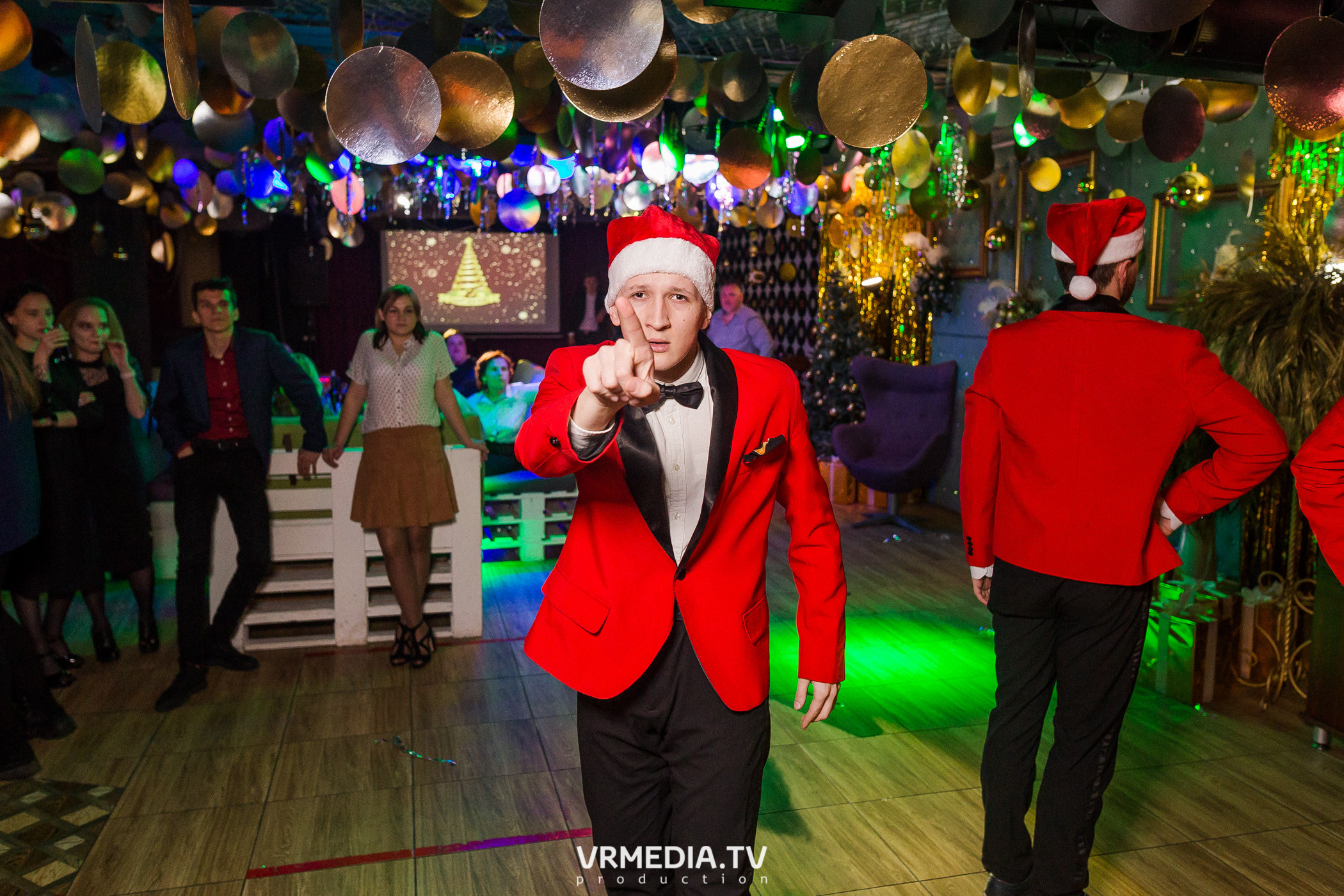 Новогодние корпоративы в караоке «Mimo Not»