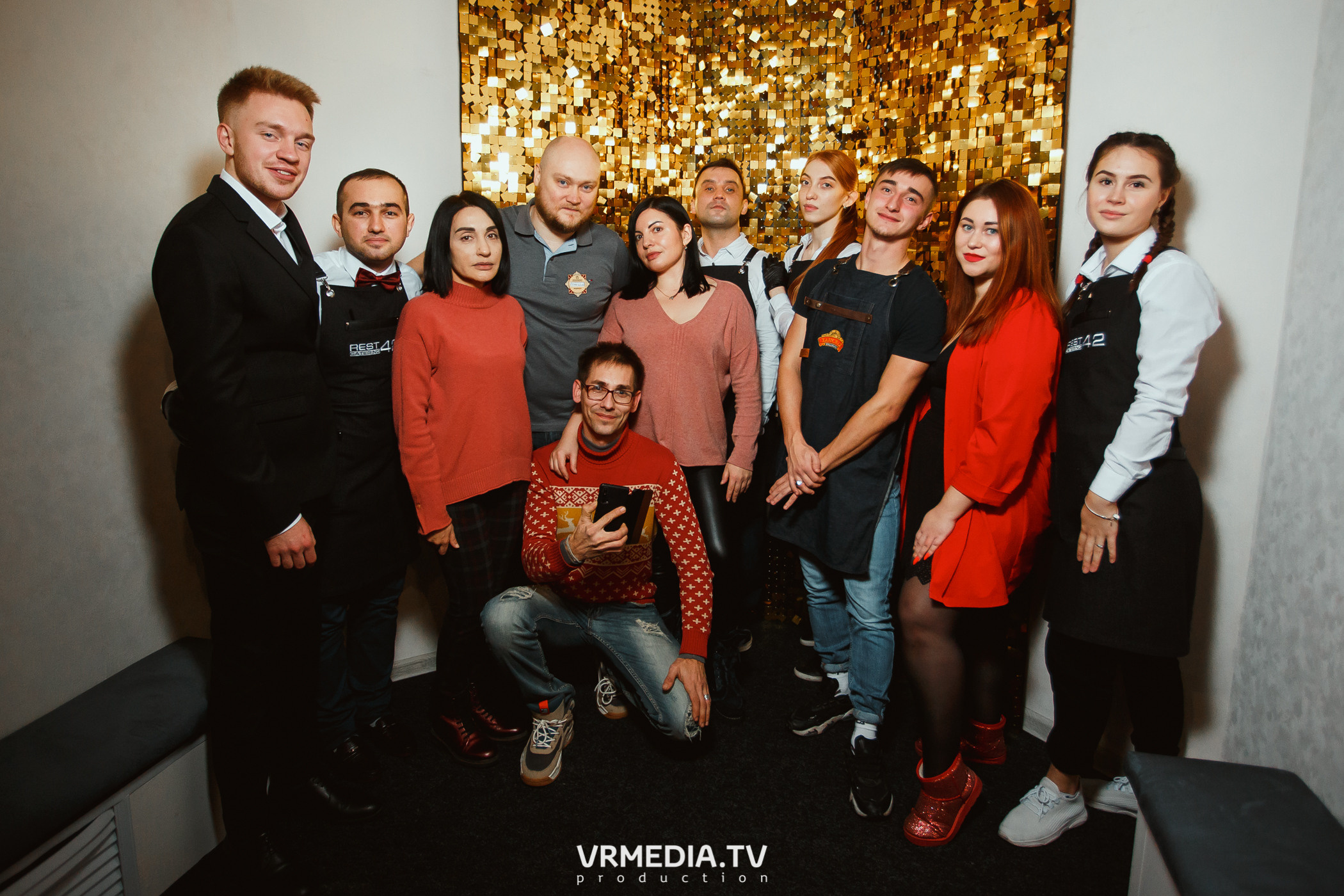 1 год караоке-ресторану «Мимо Нот»