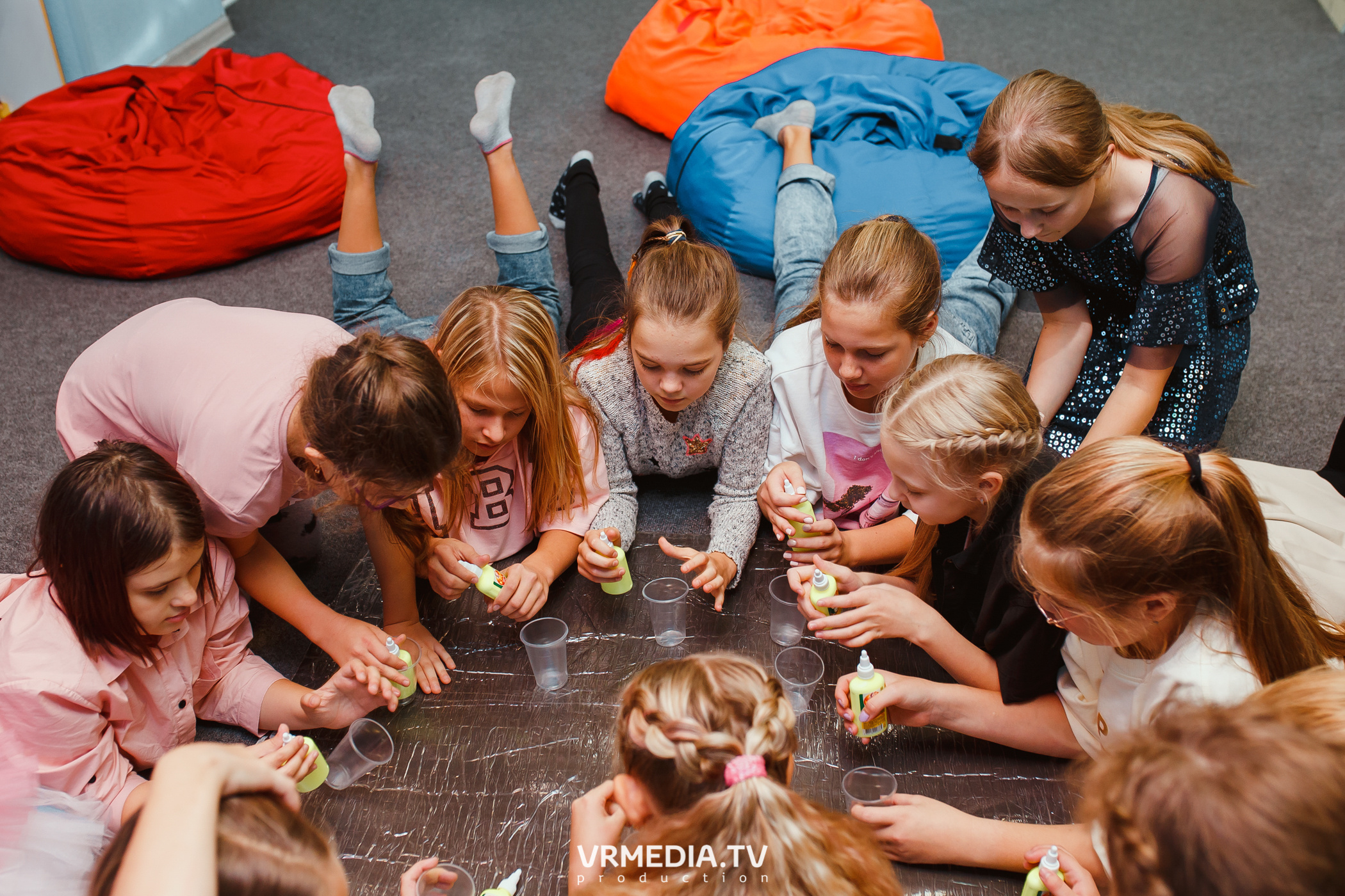 День рождения в «АкунаМатата»