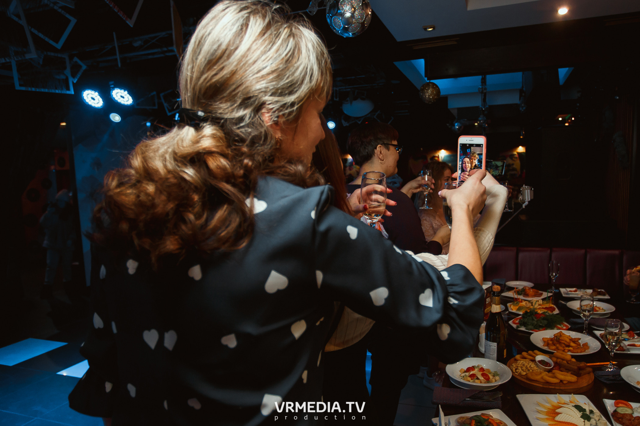 #СтихийныйКорпорат в караоке-баре «Четыре стихии»