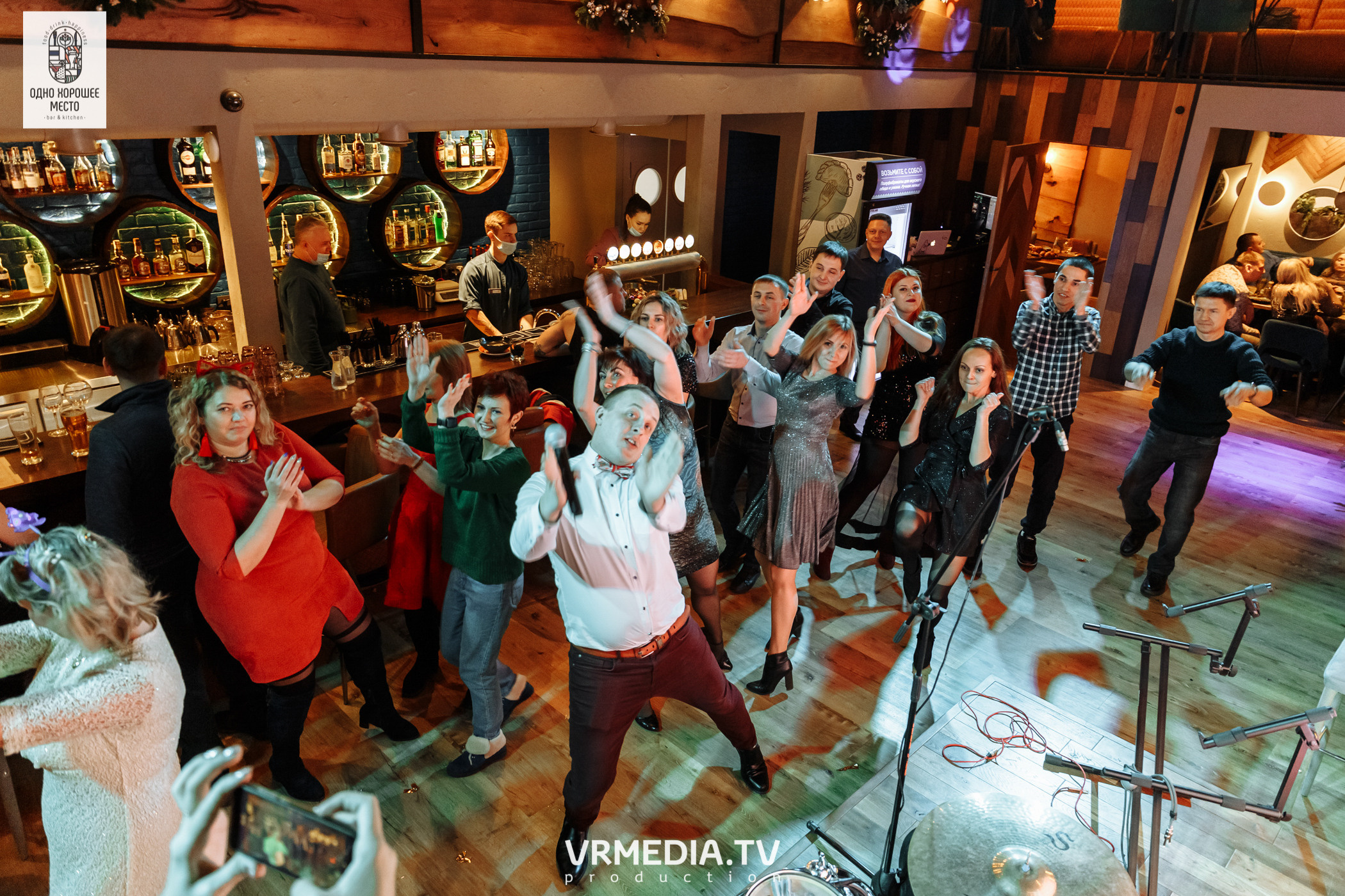 Новогодние корпоративы в ресторане «Одно хорошее место»