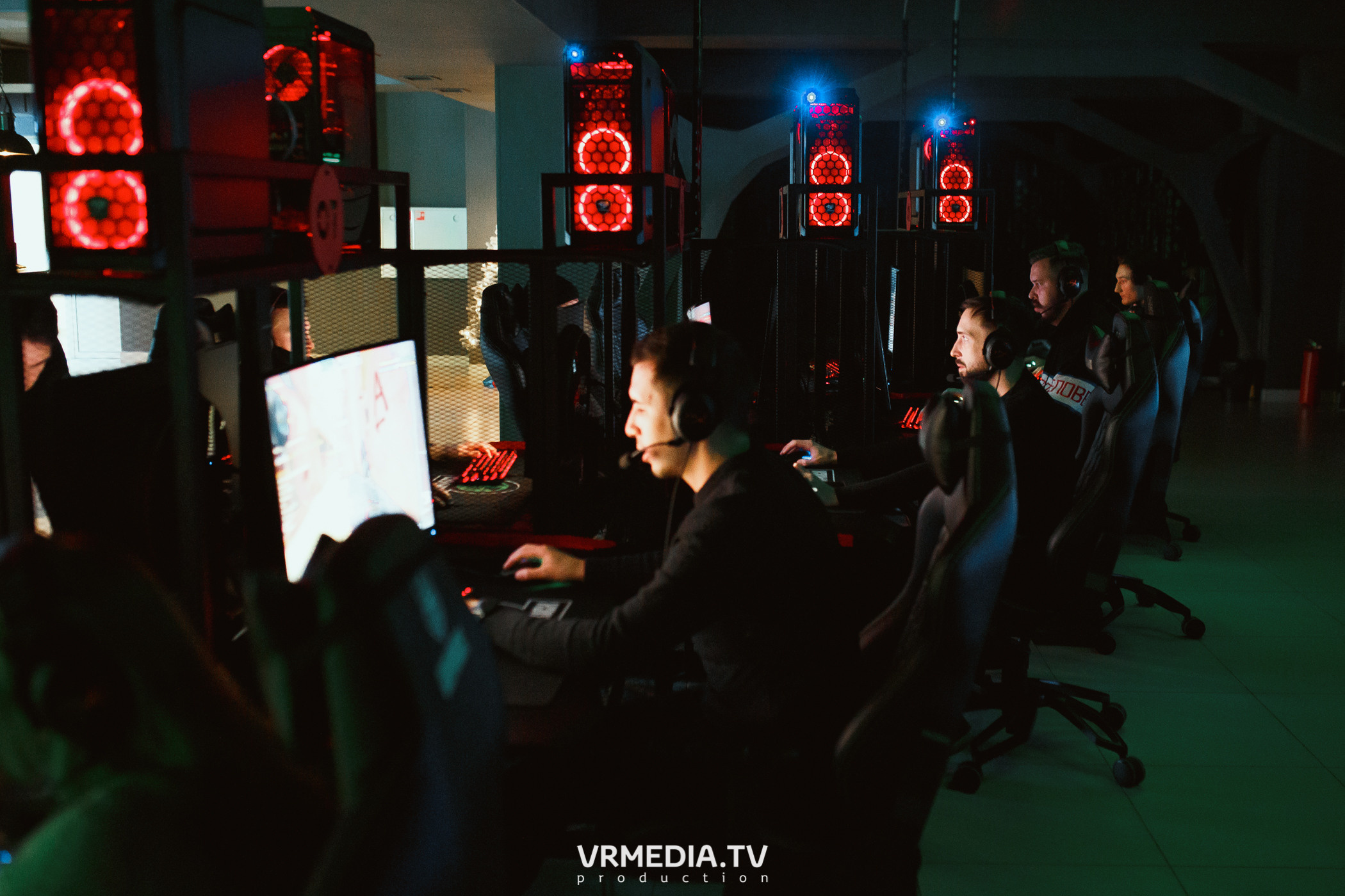 Турниры по CS: GO: «Vansdorf» VS. «VRMEDIA.TV» в «WhyKick»