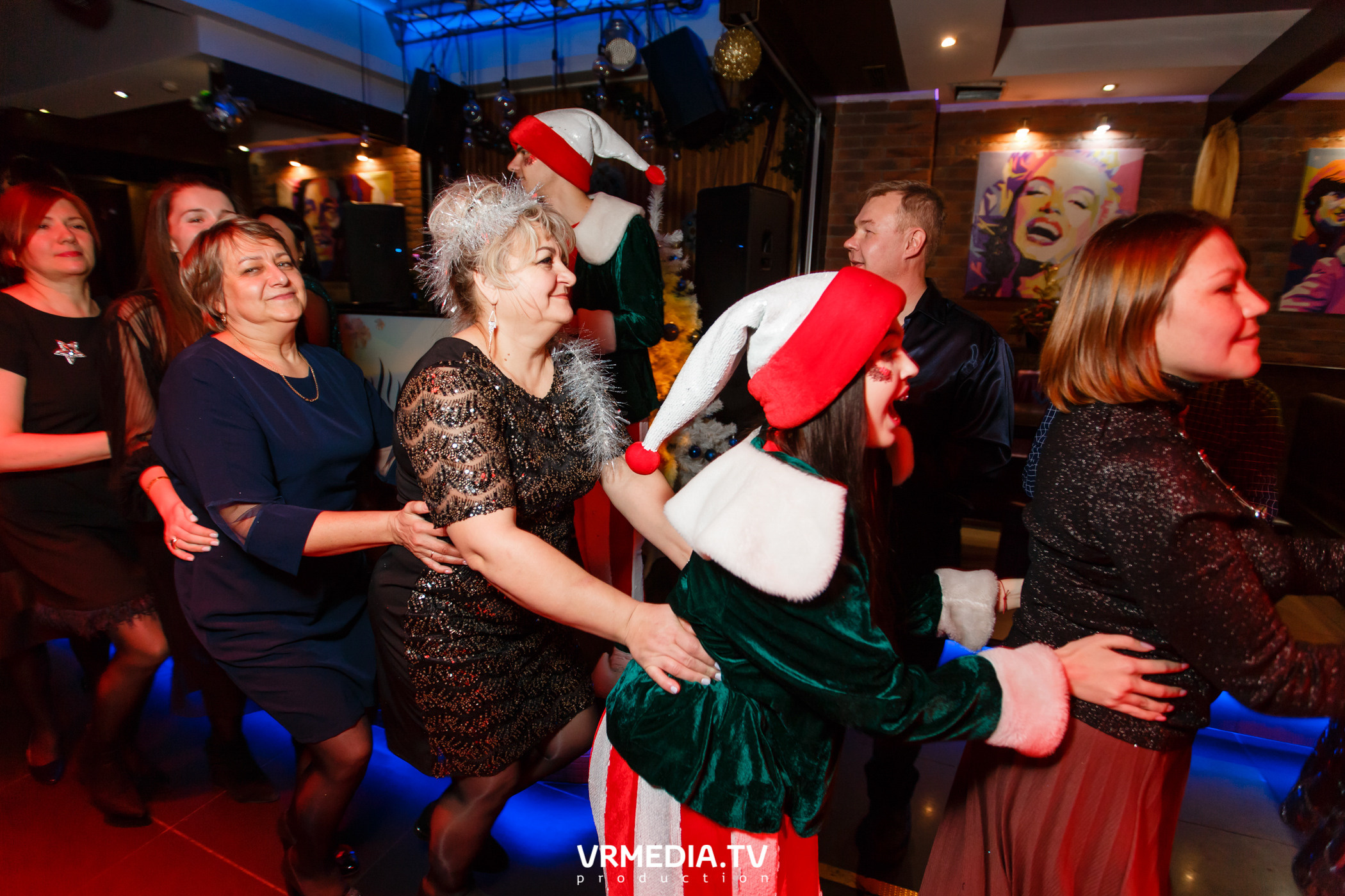 #СтихийныйКорпорат в караоке-баре «Четыре стихии»