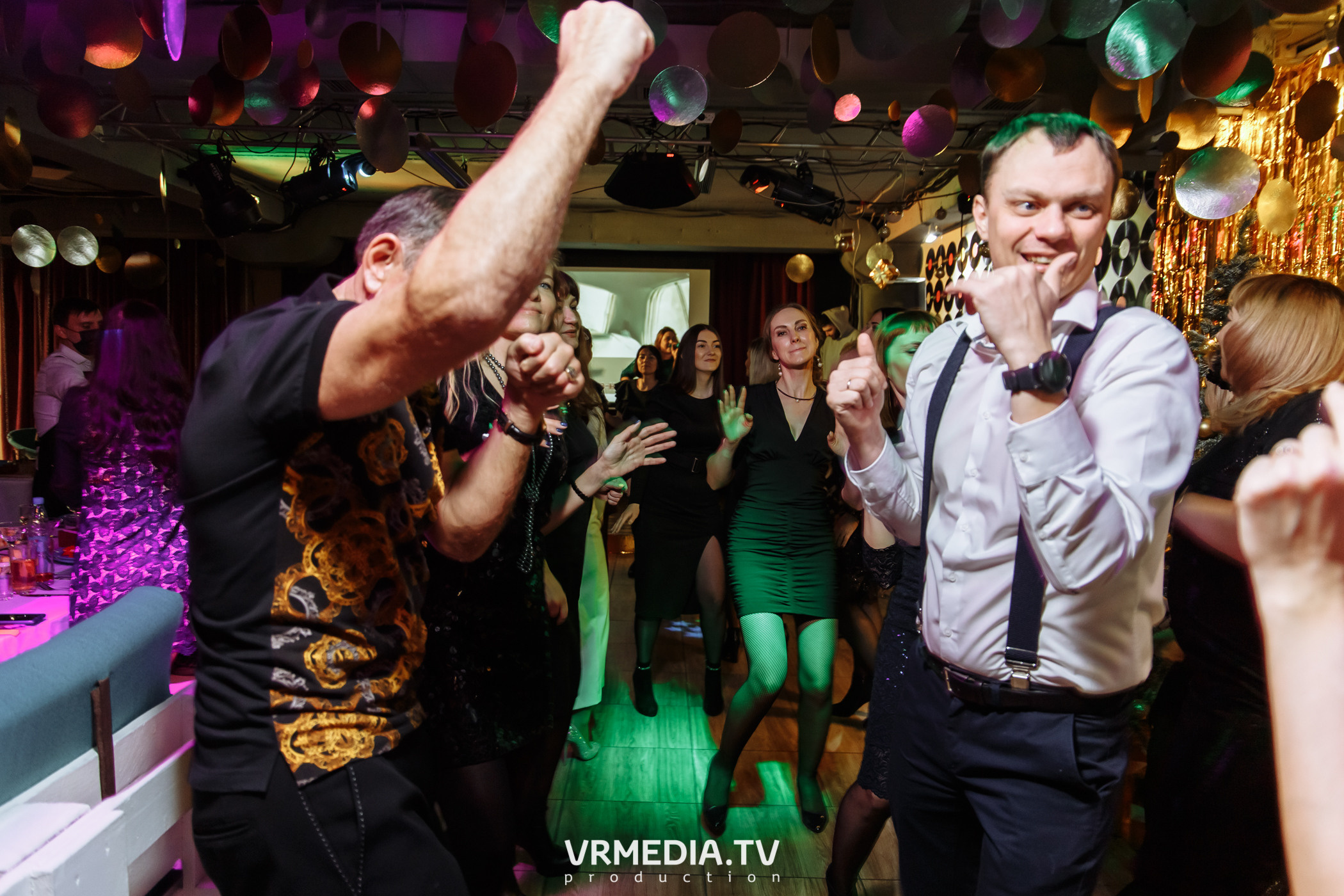 Новогодние корпоративы в караоке «Mimo Not»