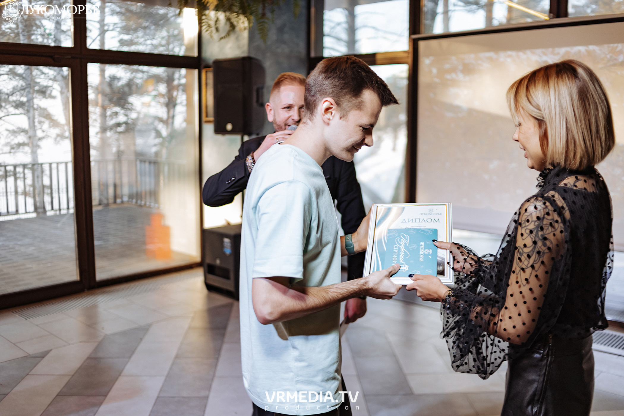 Фотовыставка «Своим взглядом» в эко-отеле «Лукоморье»