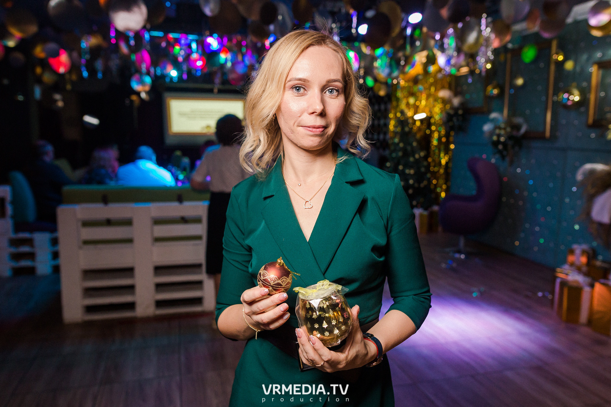 Новогодние корпоративы в караоке «Mimo Not»