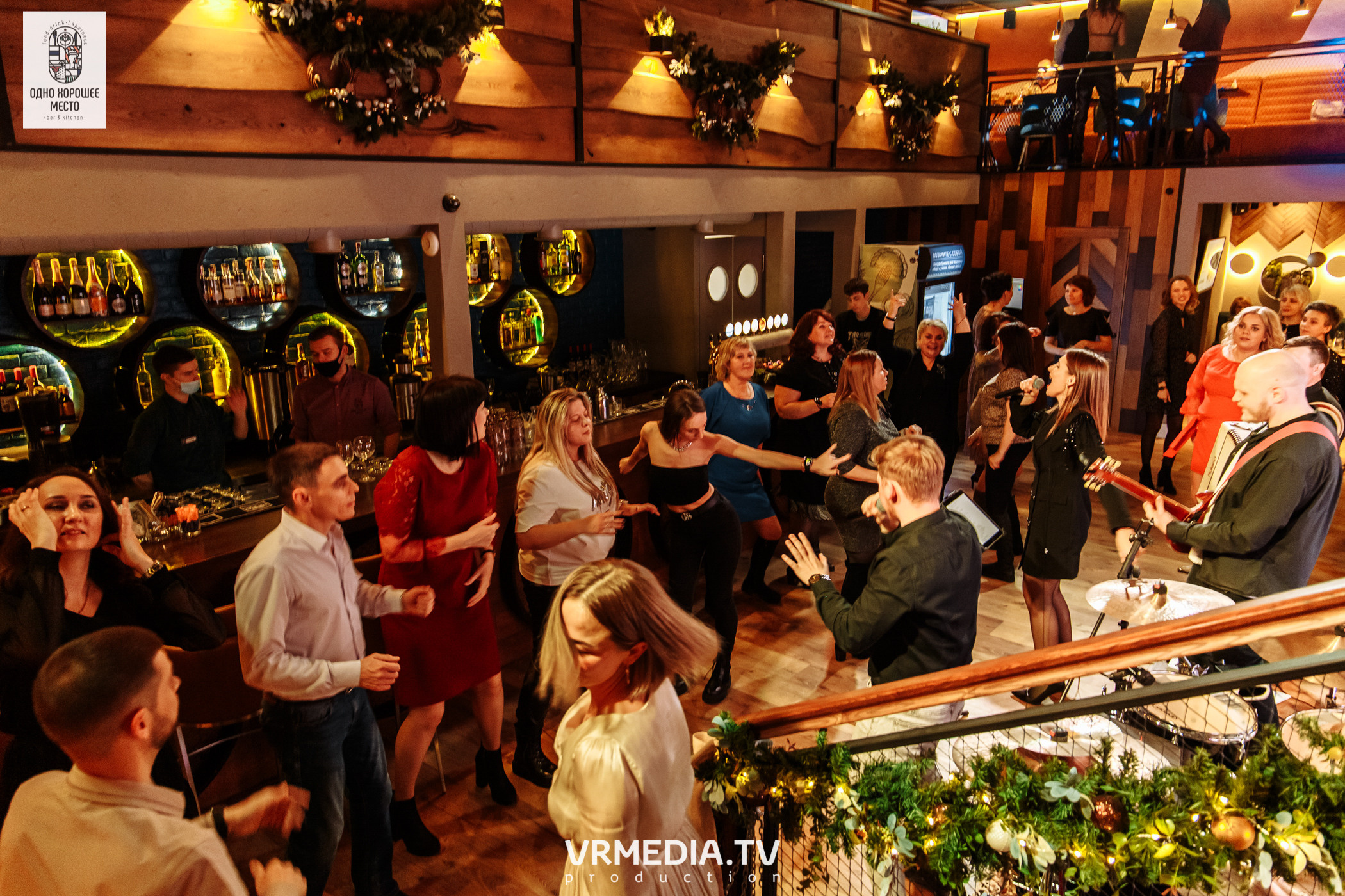 Новогодние корпоративы в ресторане «Одно хорошее место»