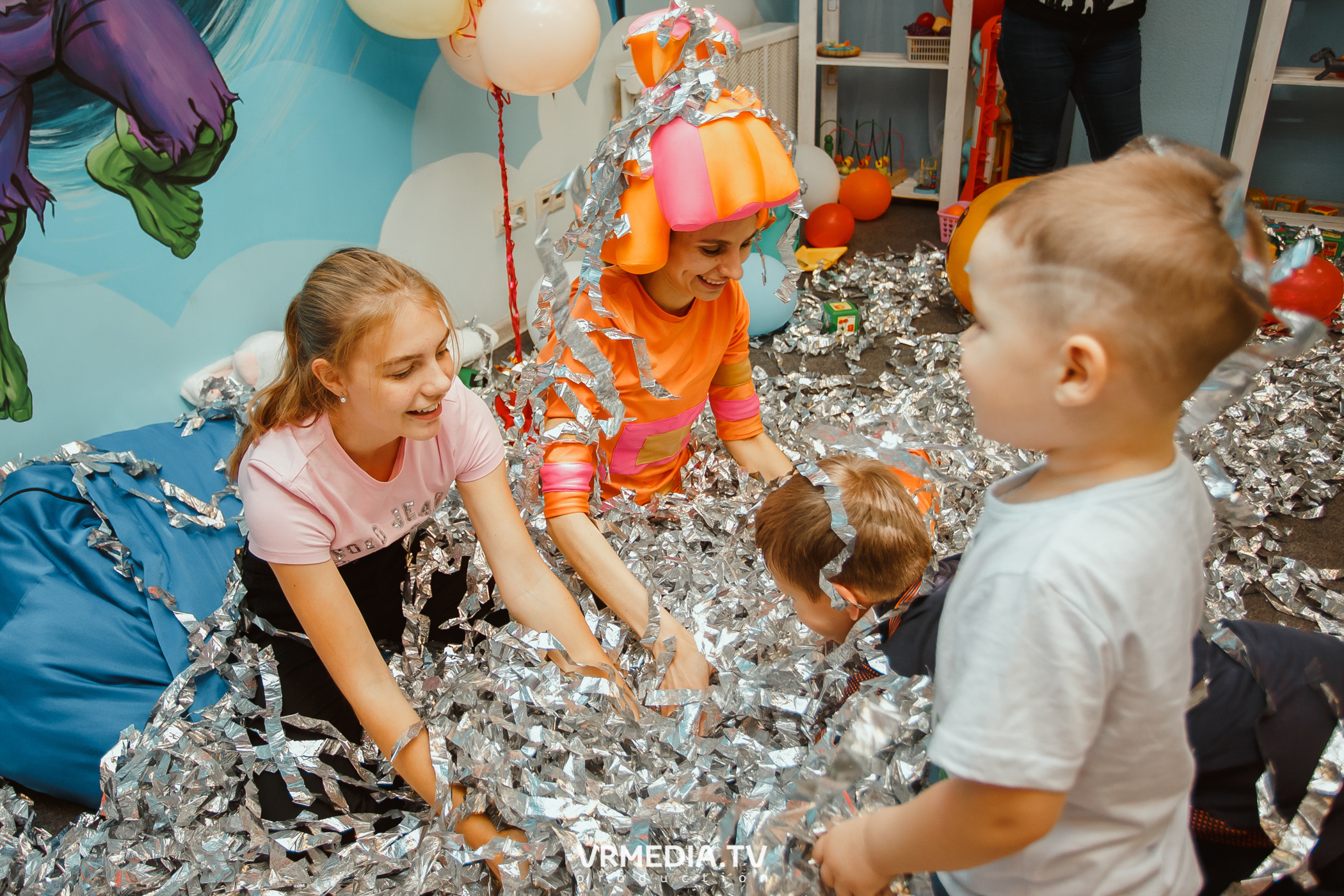 День рождения в «АкунаМатата»