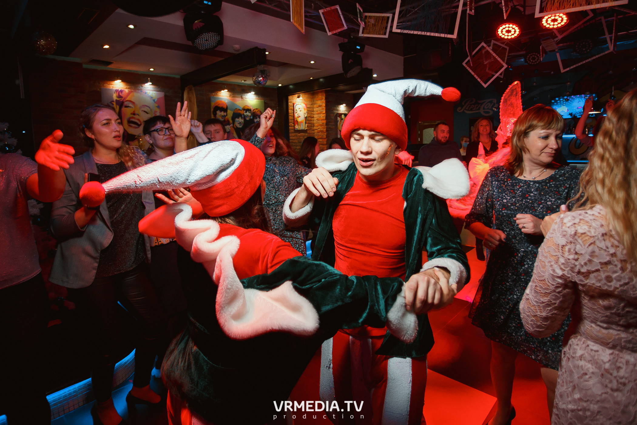 #СтихийныйКорпорат в караоке-баре «Четыре стихии»