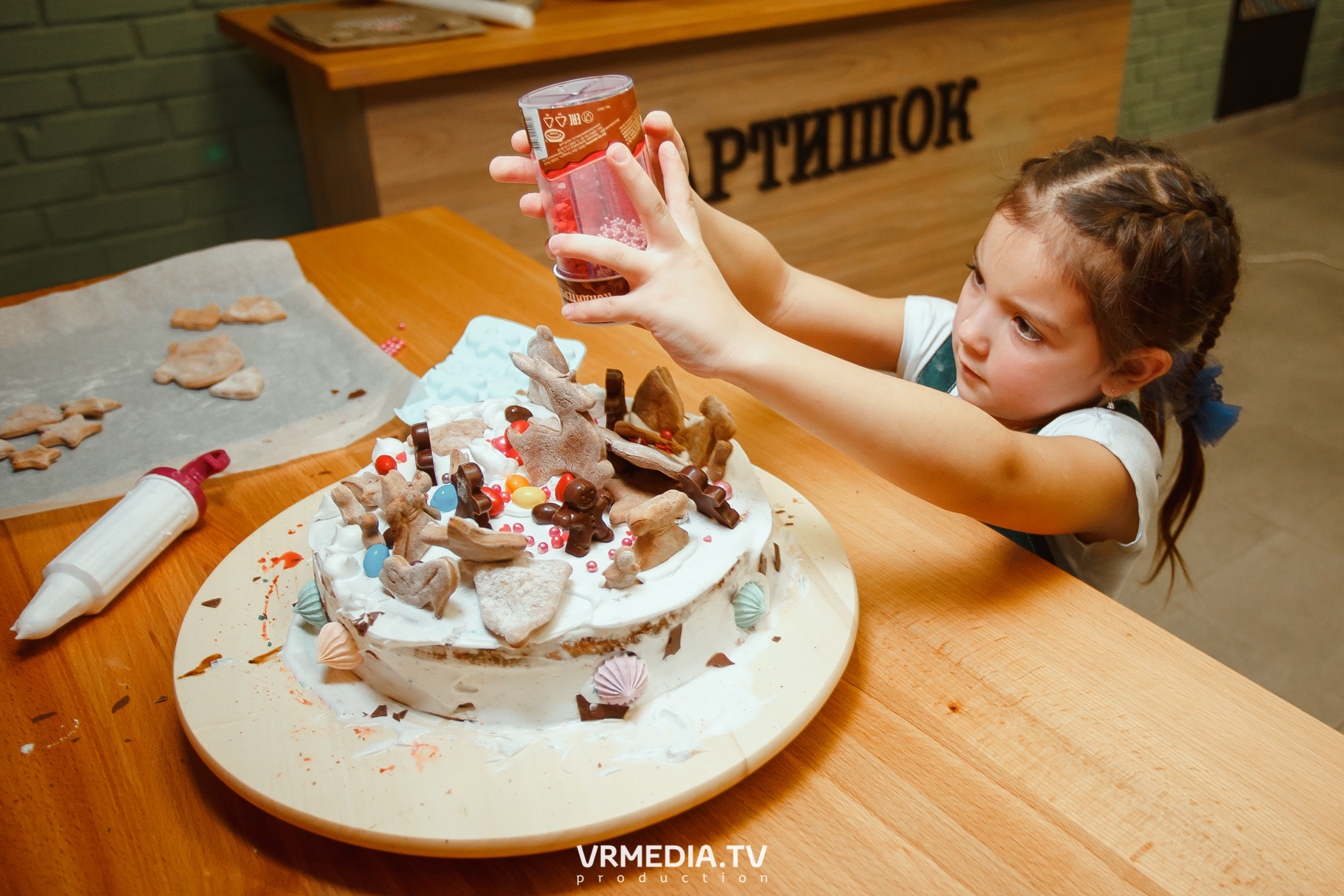 День рождения Лизы Зайцевой в кулинарной студии «Артишок»