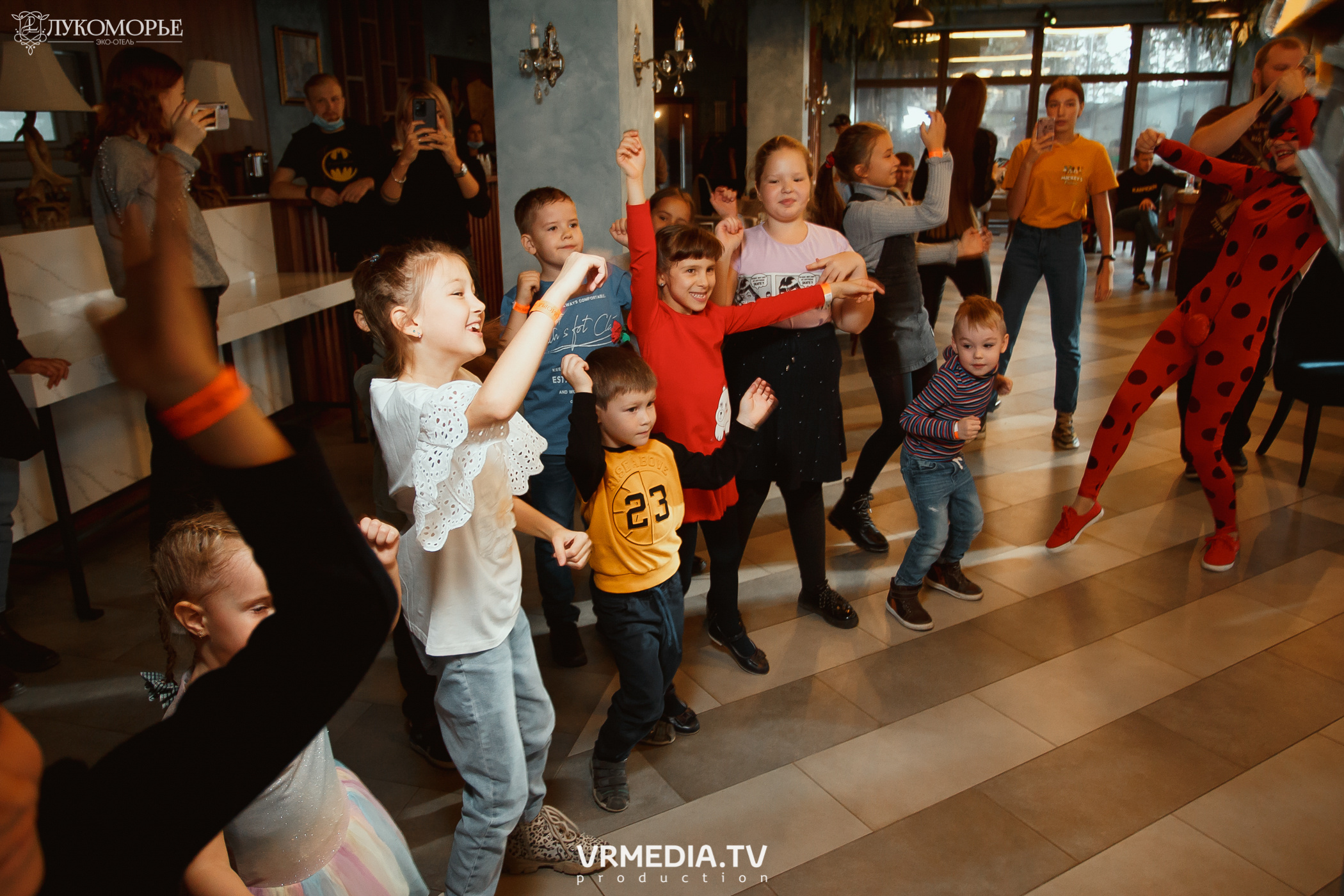 Трансформеры в эко-отеле «Лукоморье»