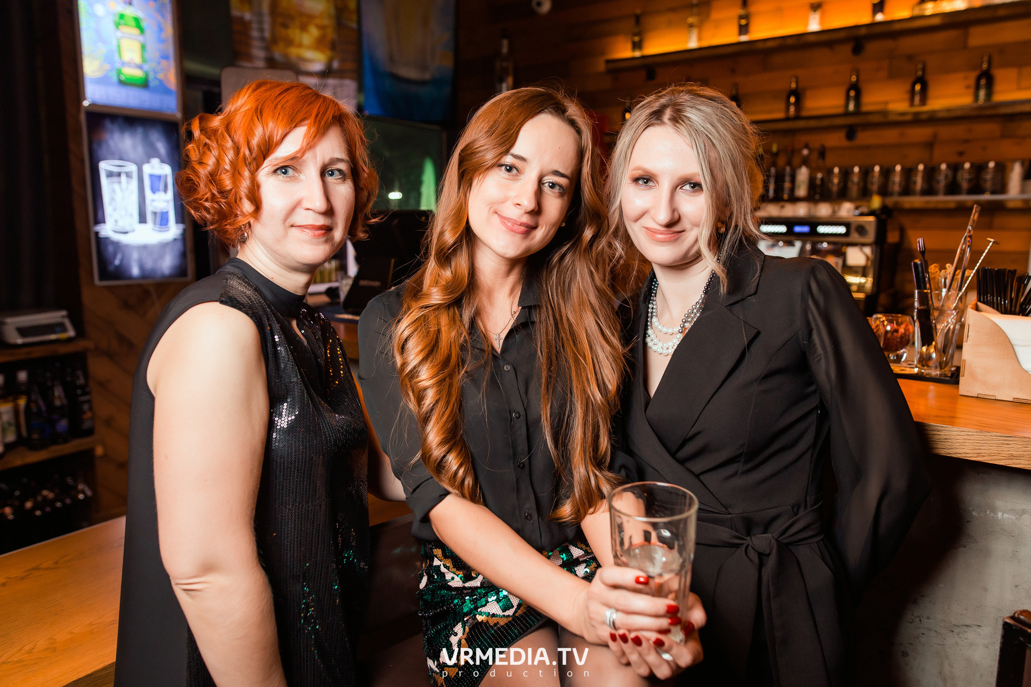 Новогодние корпоративы в гриль-баре «Жара»