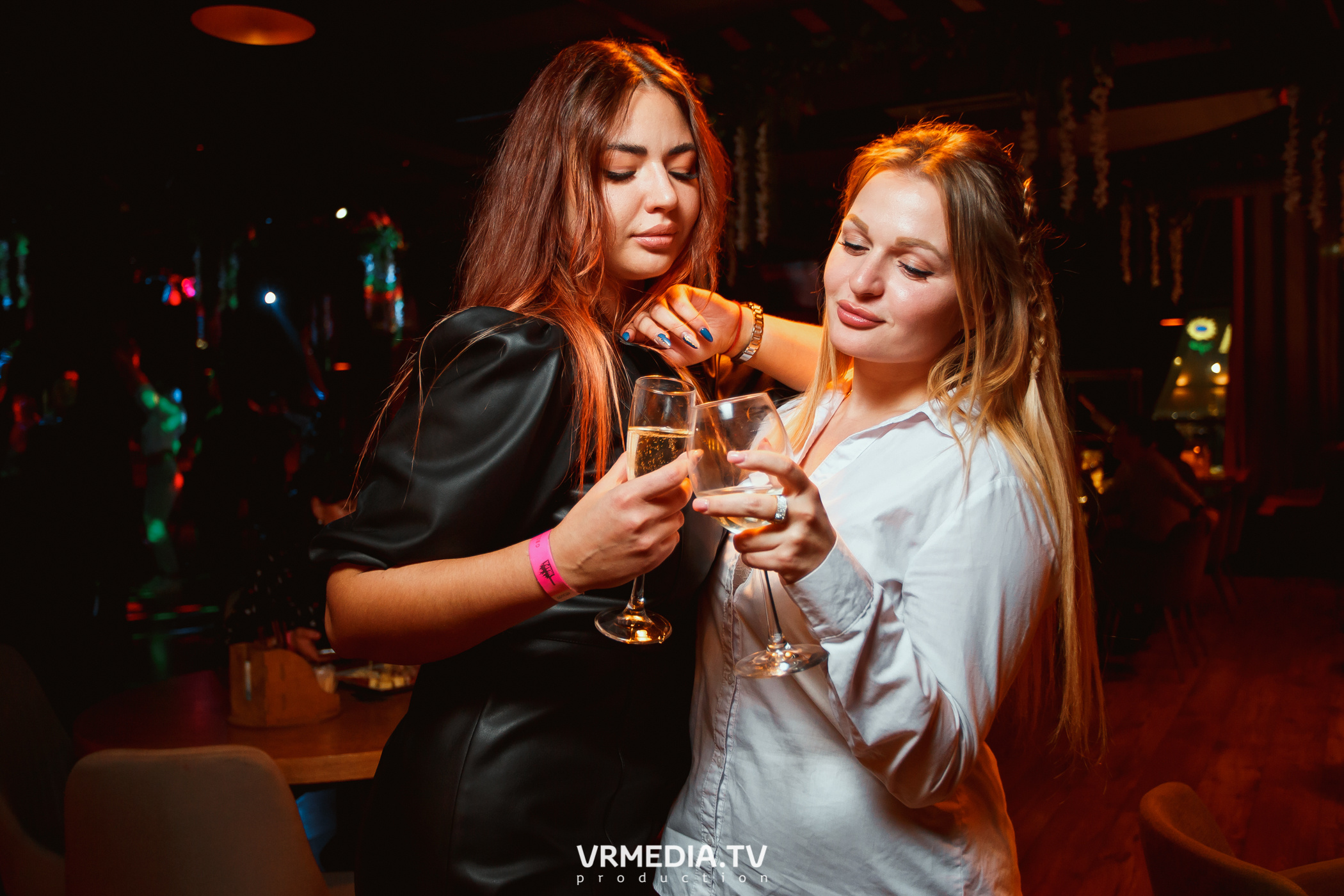 Группа «Алые Паруса» в гриль-баре «Жара»