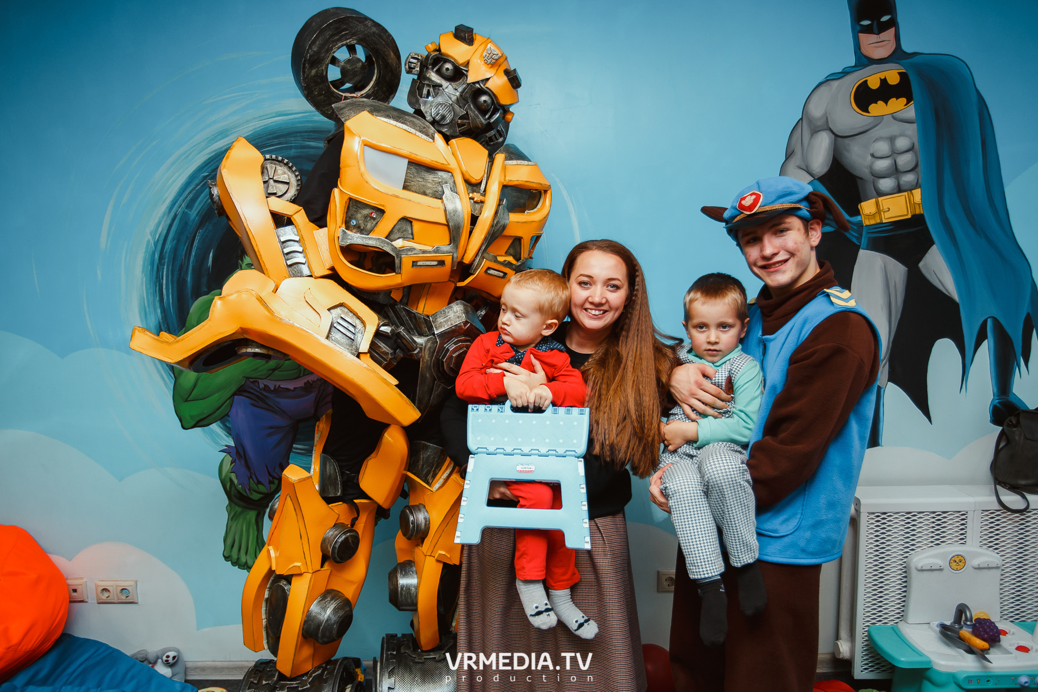 День рождения в «АкунаМатата»