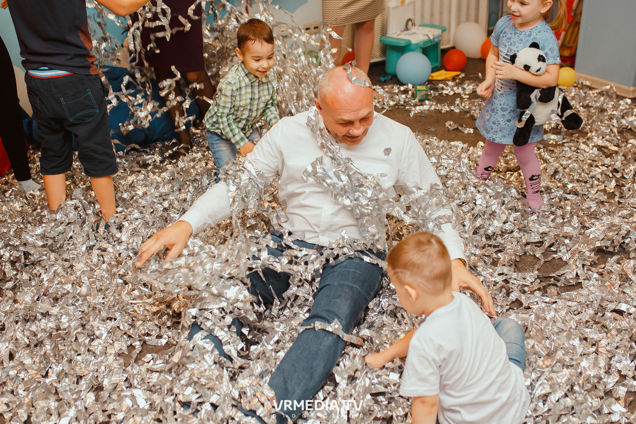 День рождения в «АкунаМатата»