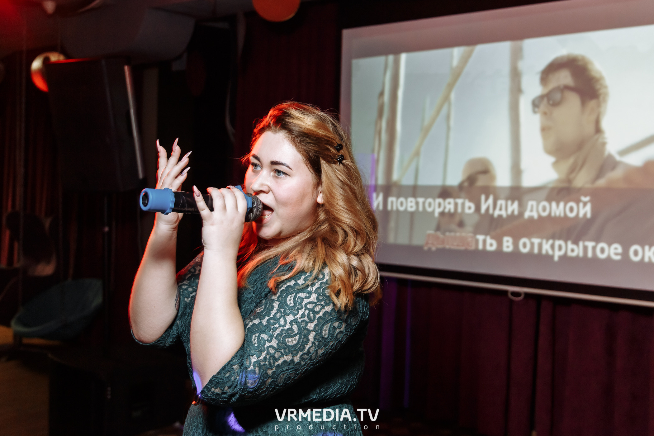 Новогодние корпоративы в караоке «Mimo Not»