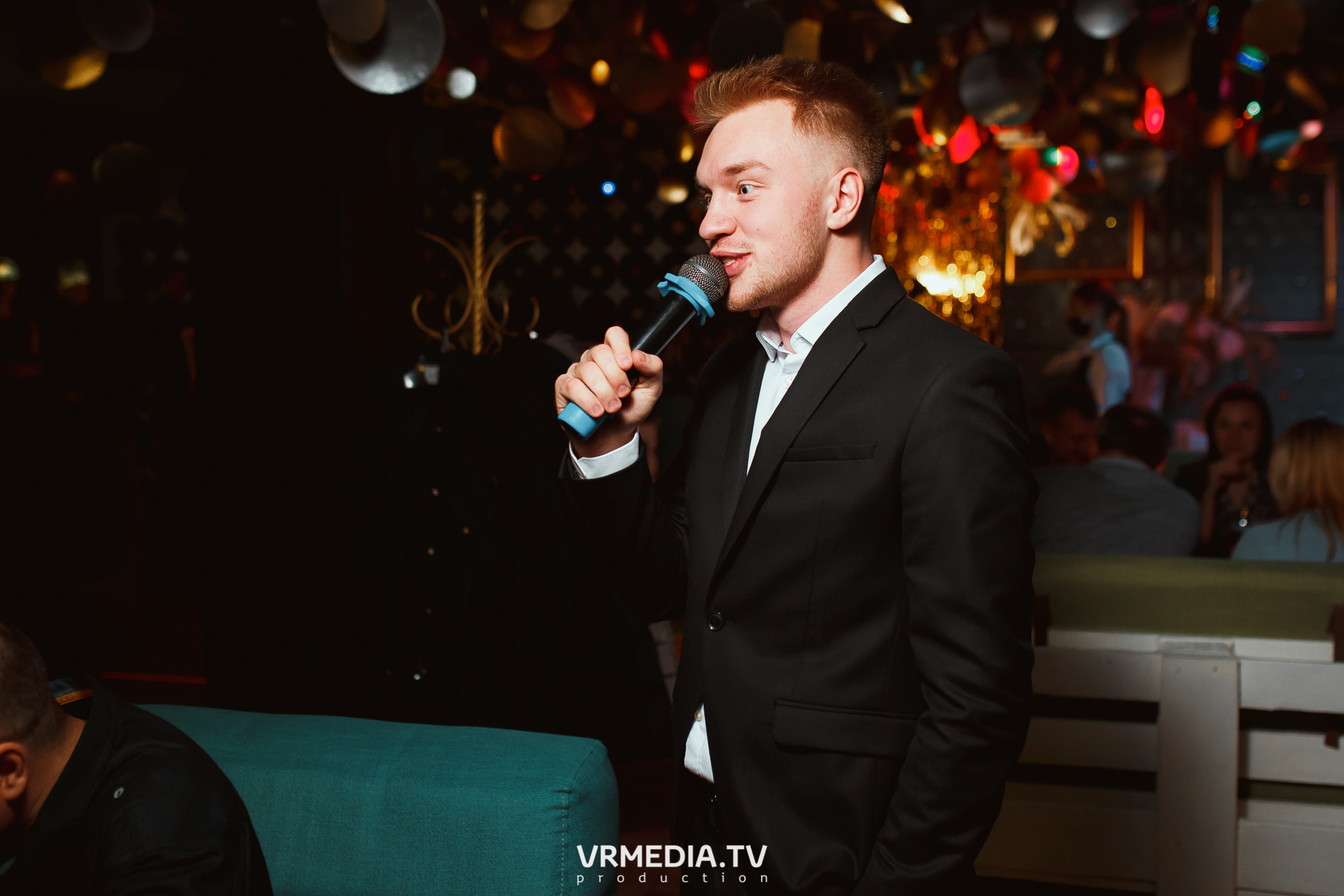 1 год караоке-ресторану «Мимо Нот»