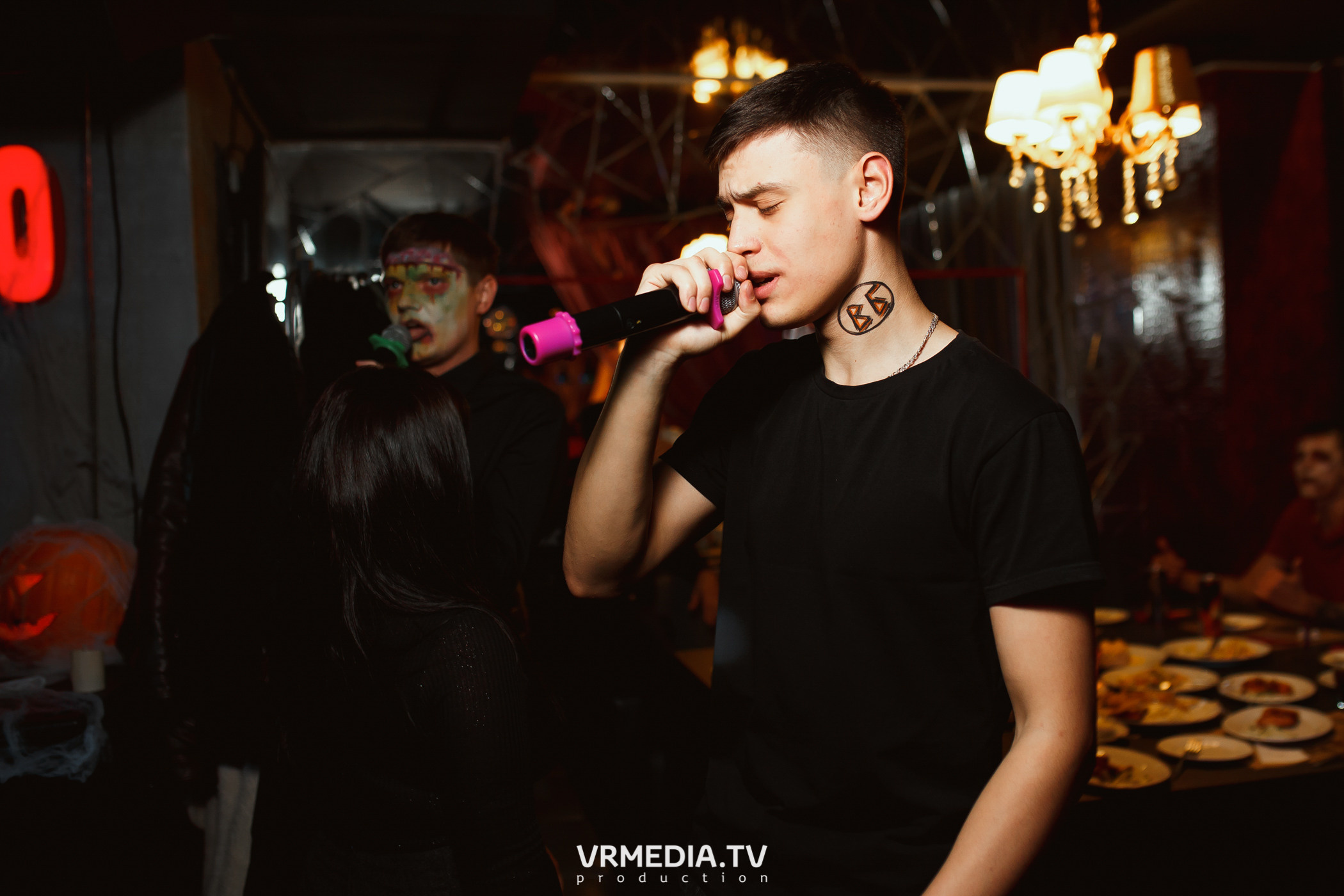 Halloween party в караоке-клубе «Chicago»