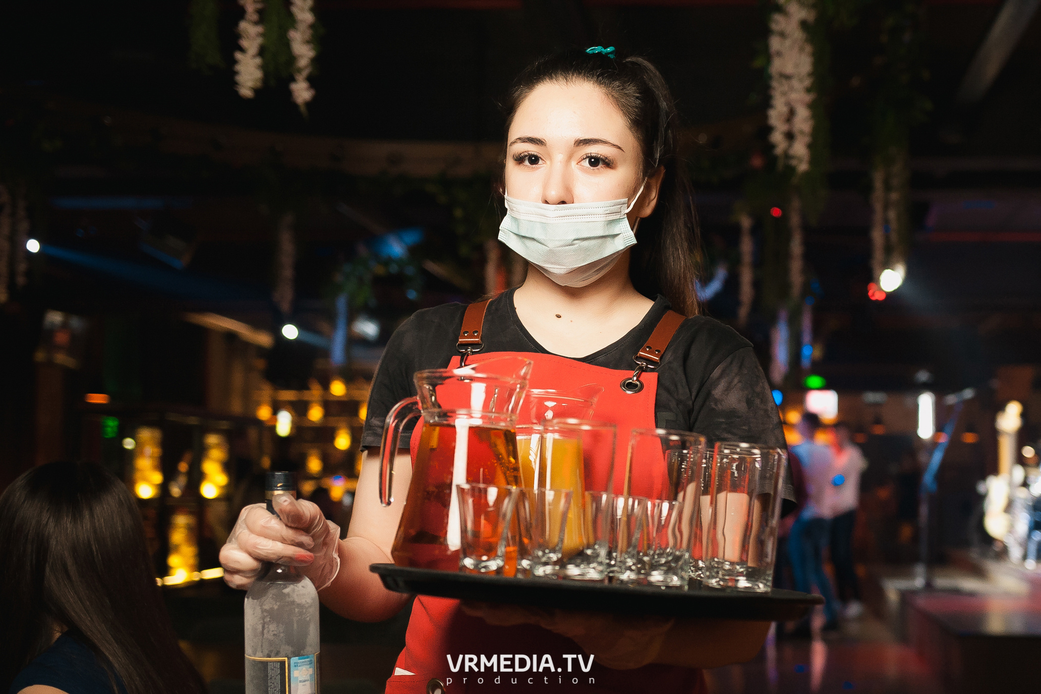 Группа «Коктейль Молотова» в гриль-баре «Жара»