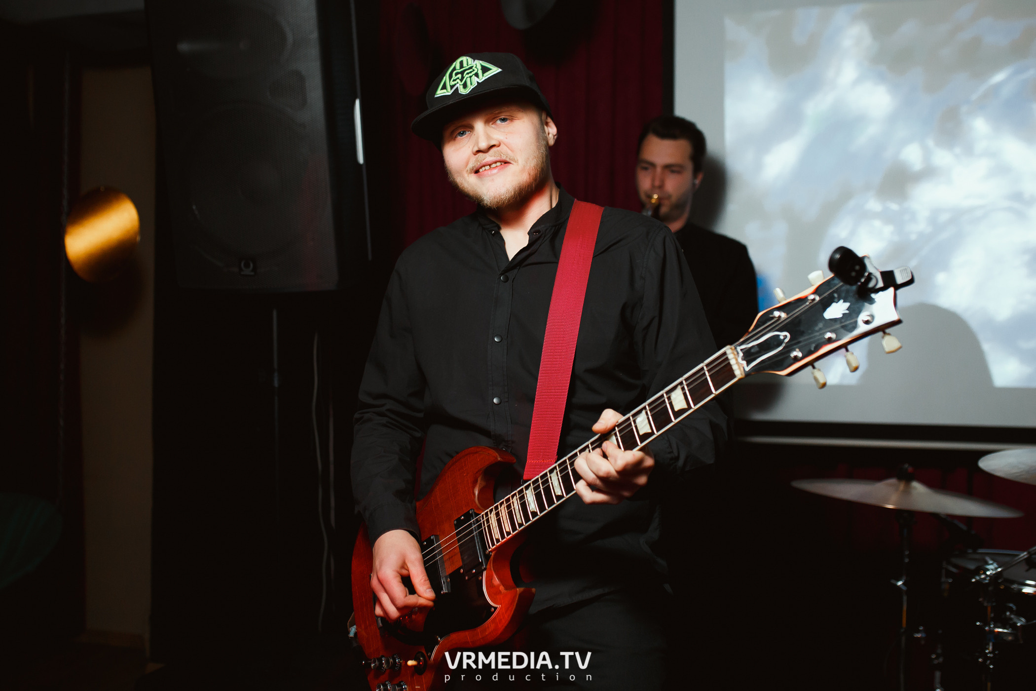 1 год караоке-ресторану «Мимо Нот»