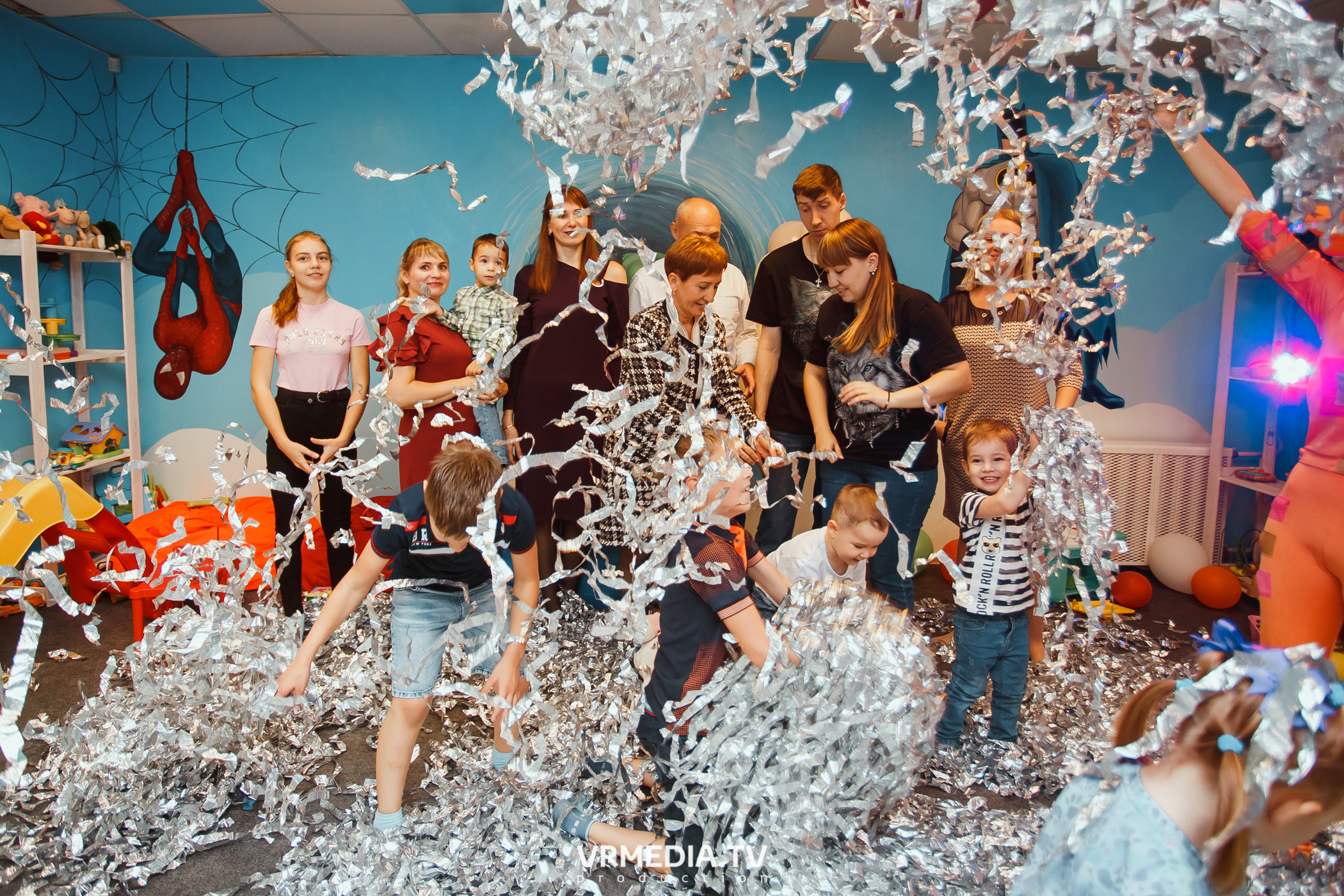 День рождения в «АкунаМатата»