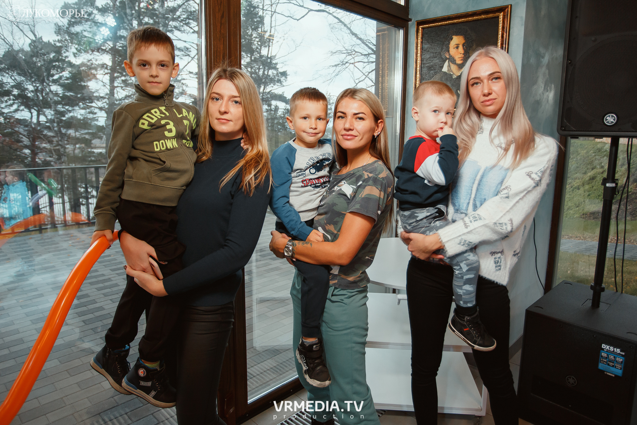 Трансформеры в эко-отеле «Лукоморье»