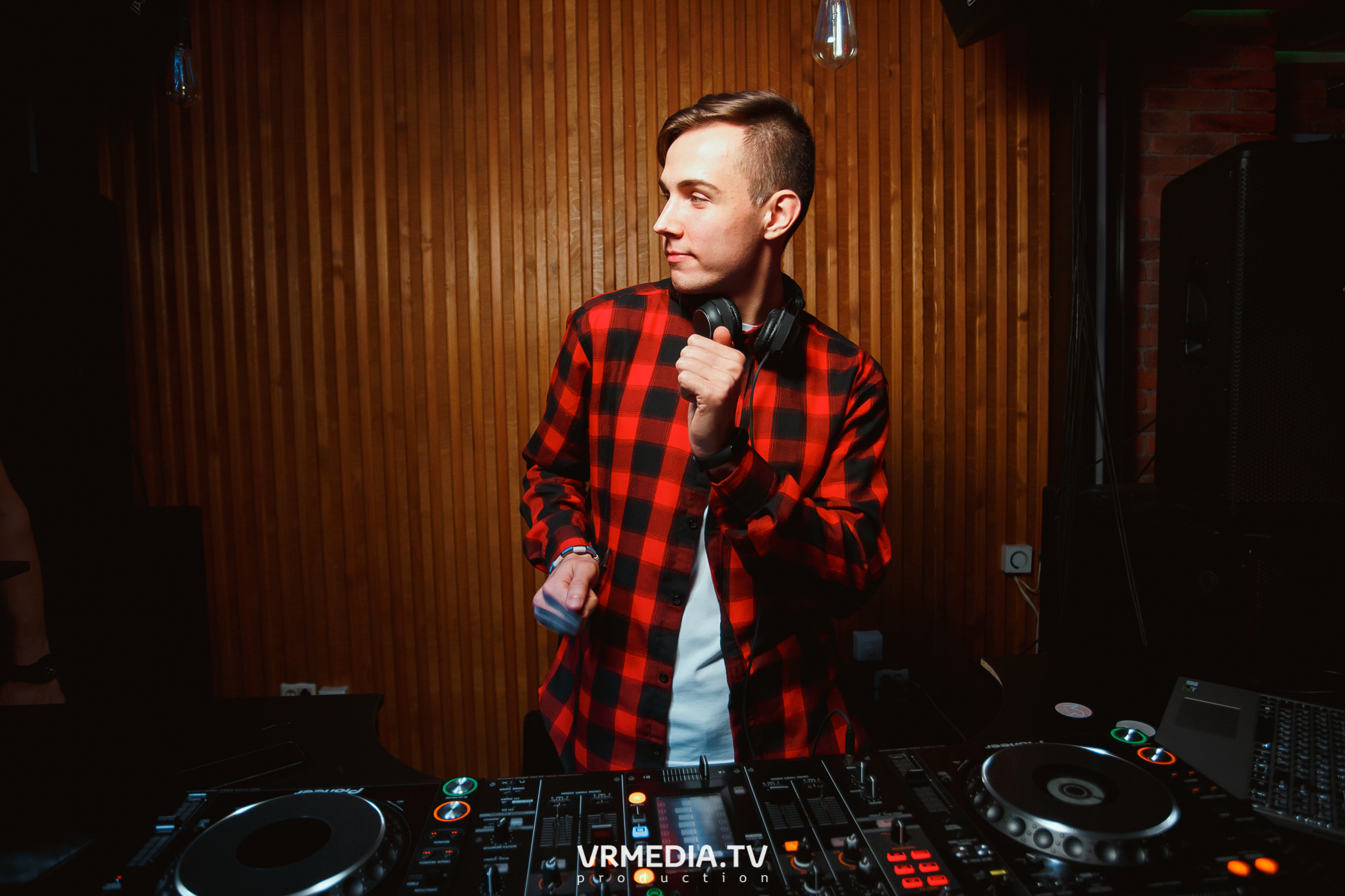 Residents Night в караоке-баре «Четыре стихии»