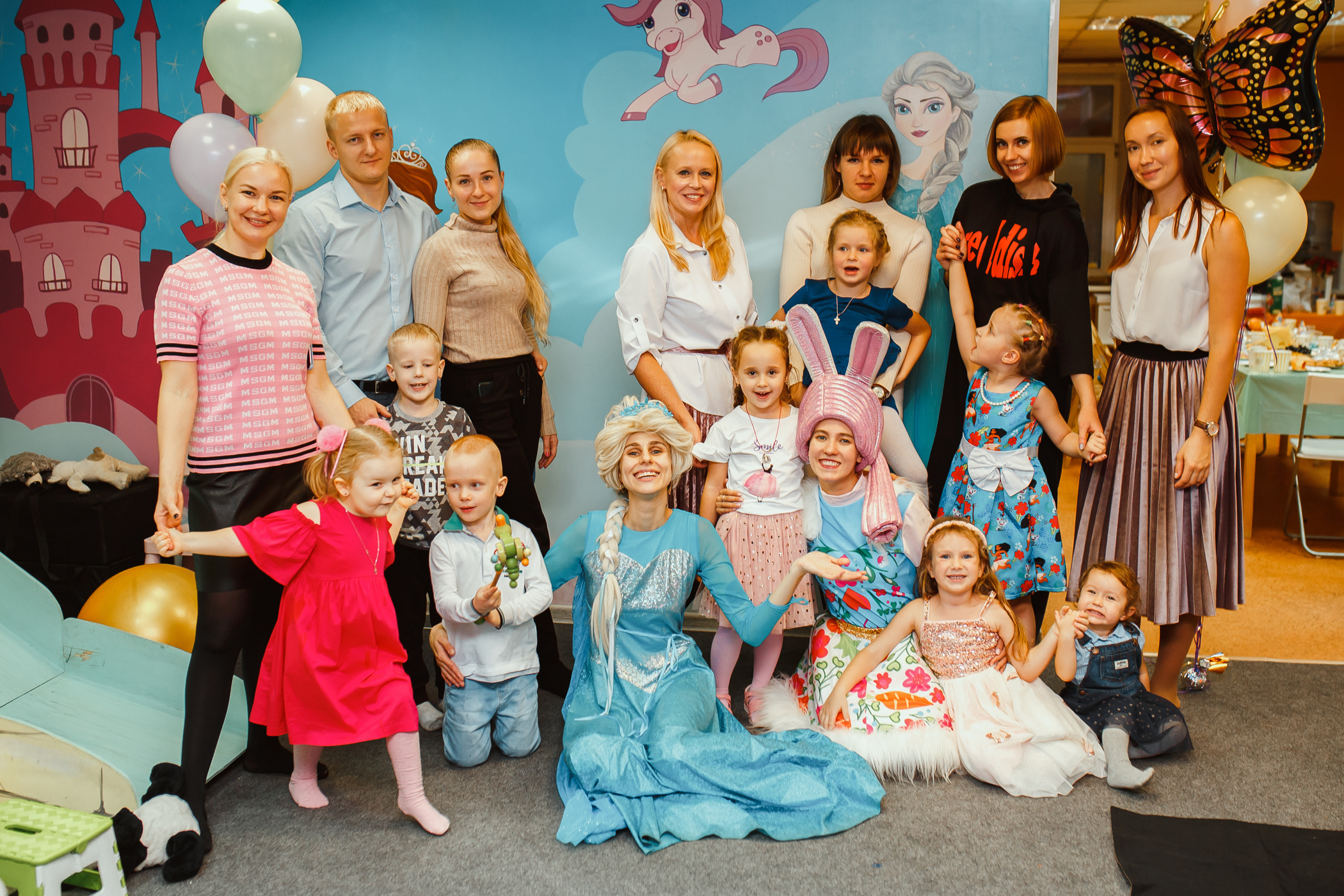 День рождения в «АкунаМатата»