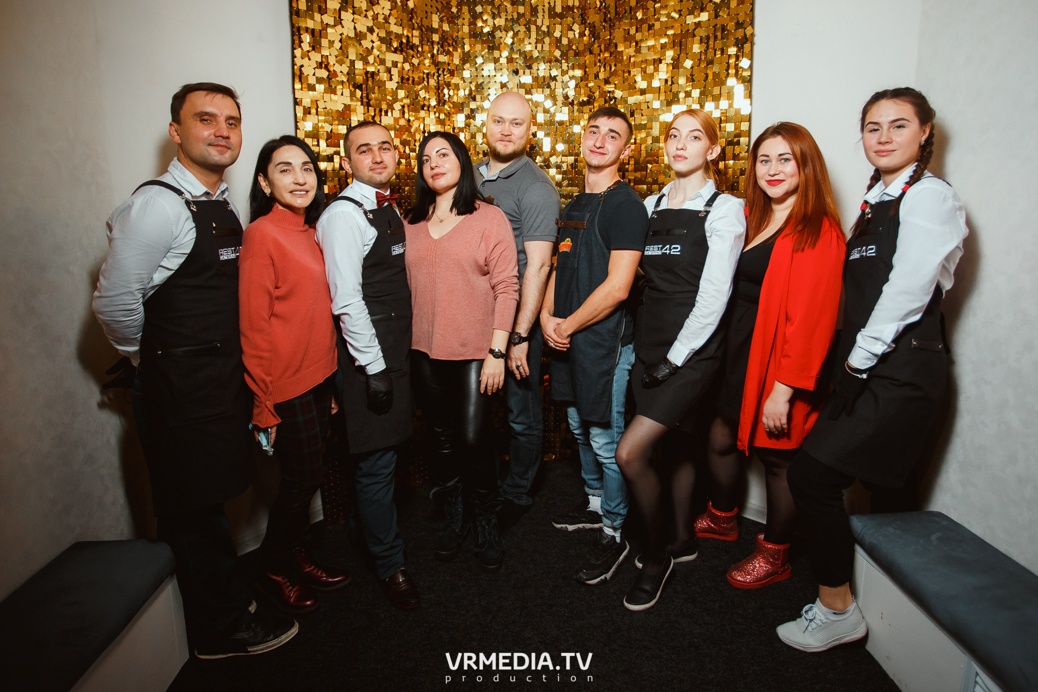 1 год караоке-ресторану «Мимо Нот»