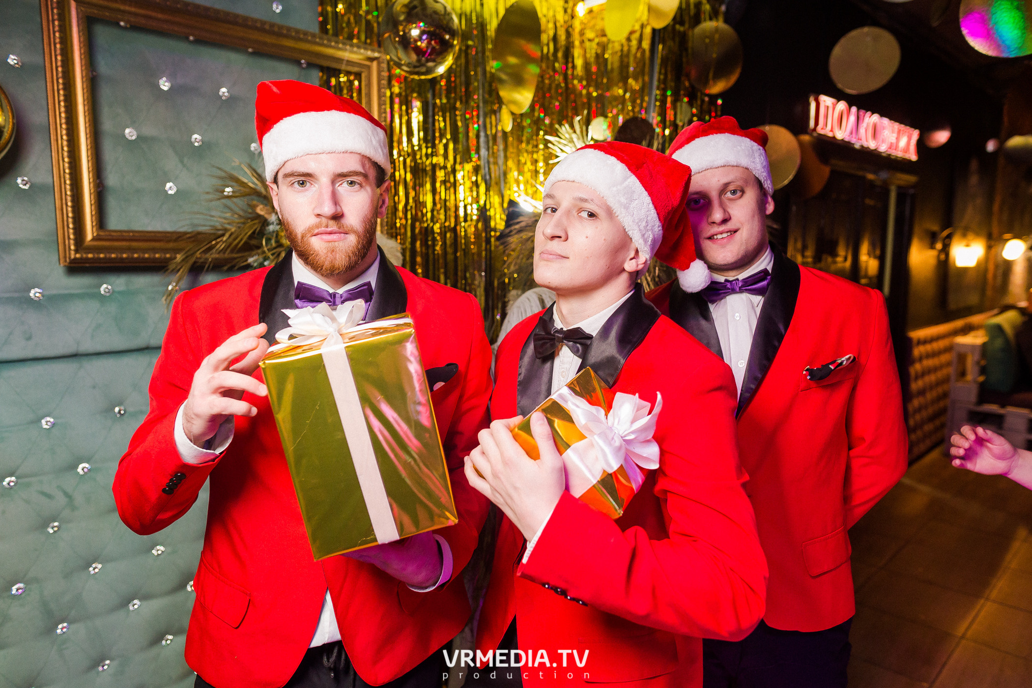 Новогодние корпоративы в караоке «Mimo Not»