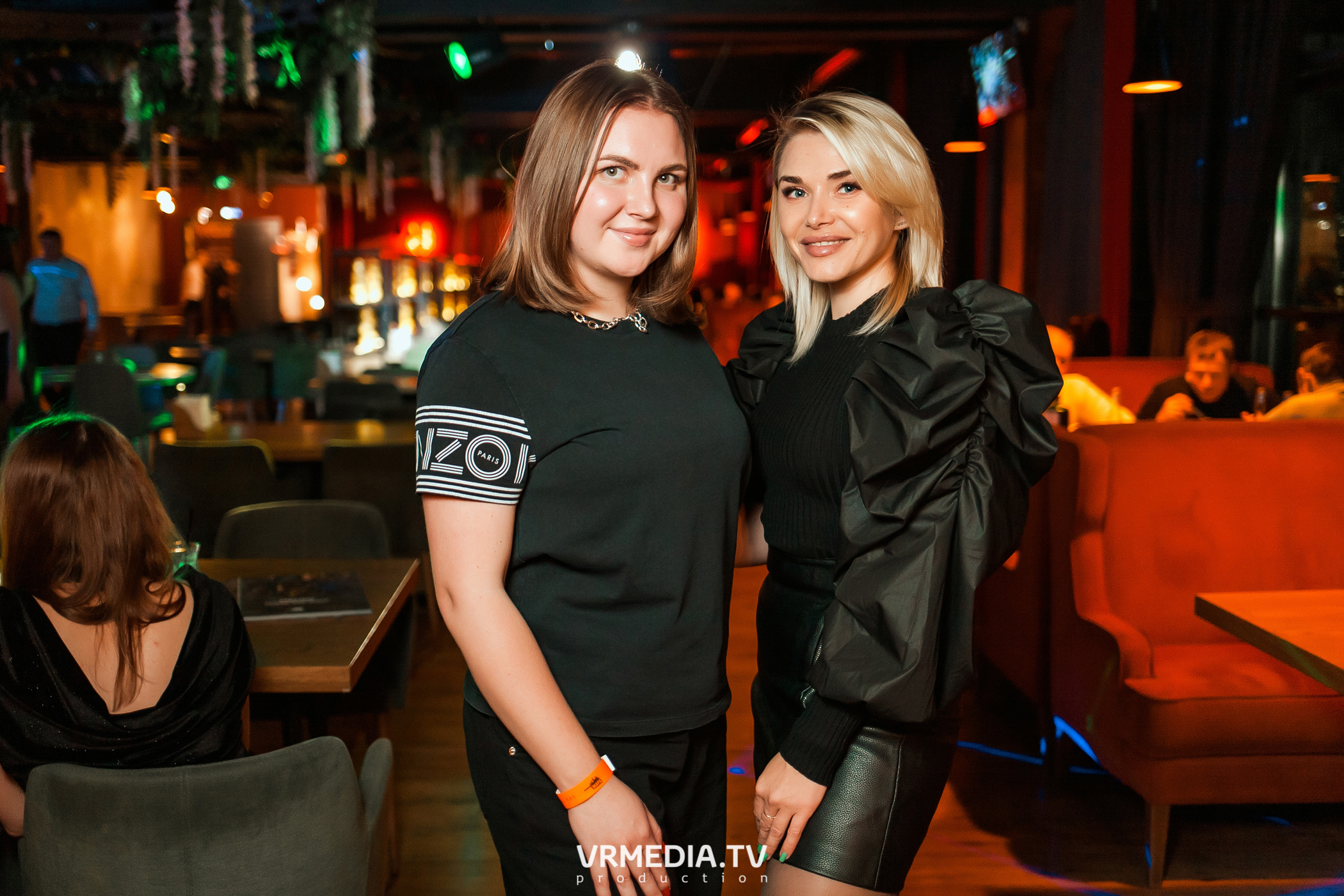 Группа «Коктейль Молотова» в гриль-баре «Жара»