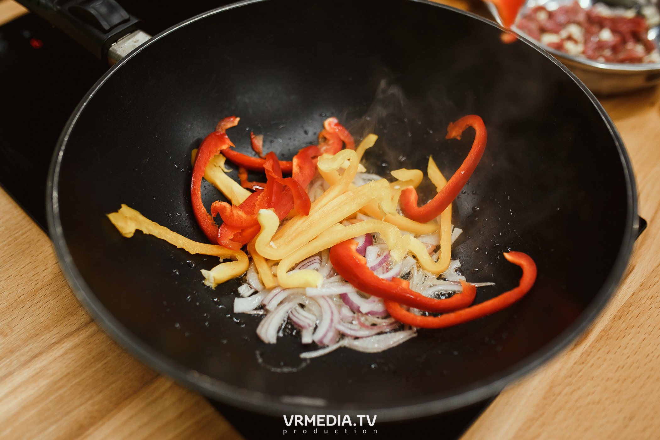 Кулинарная студия «Артишок». Битва столов: Барберы GoodMan — жарят мяс