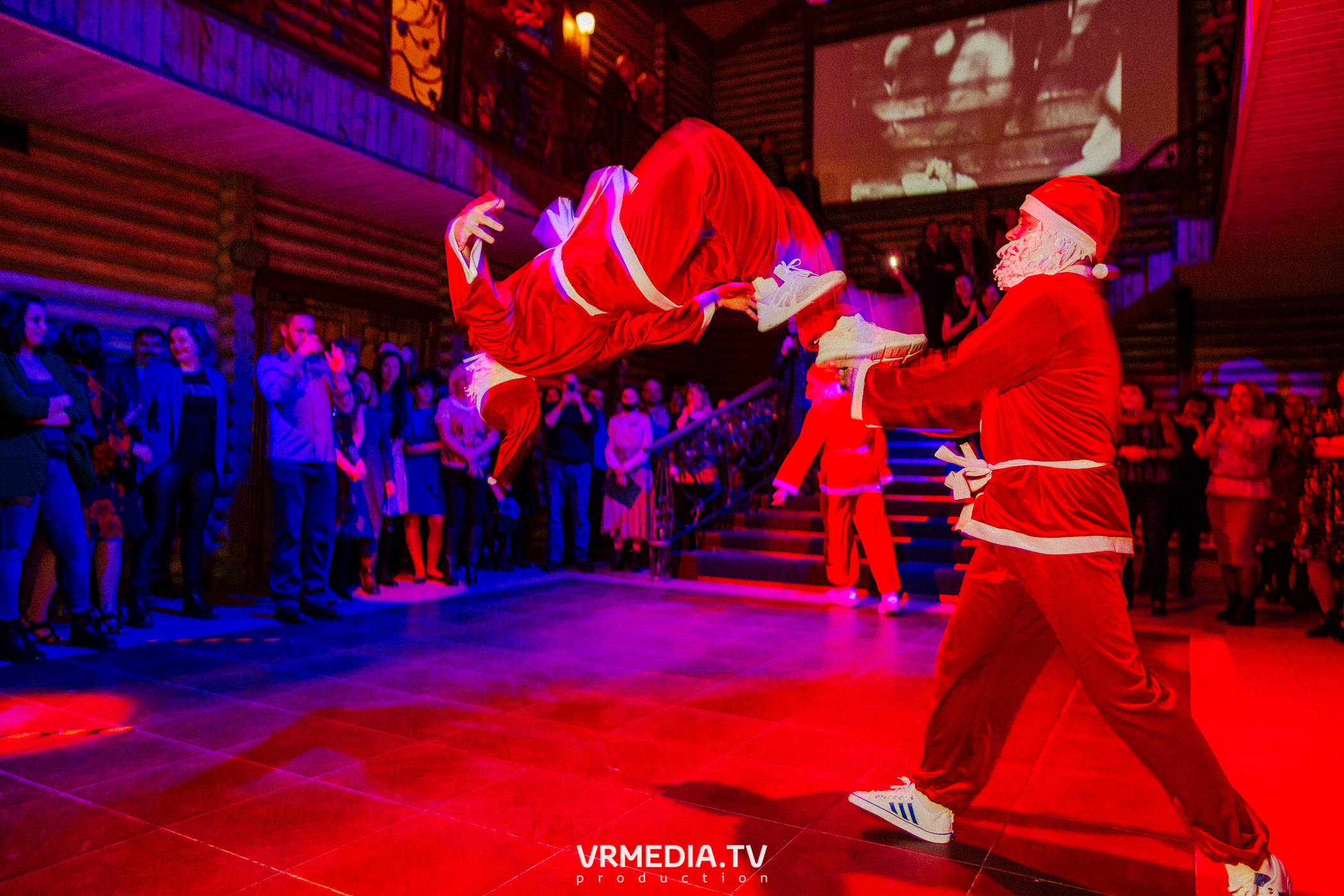 Новогодние корпоративы «У Петровича»