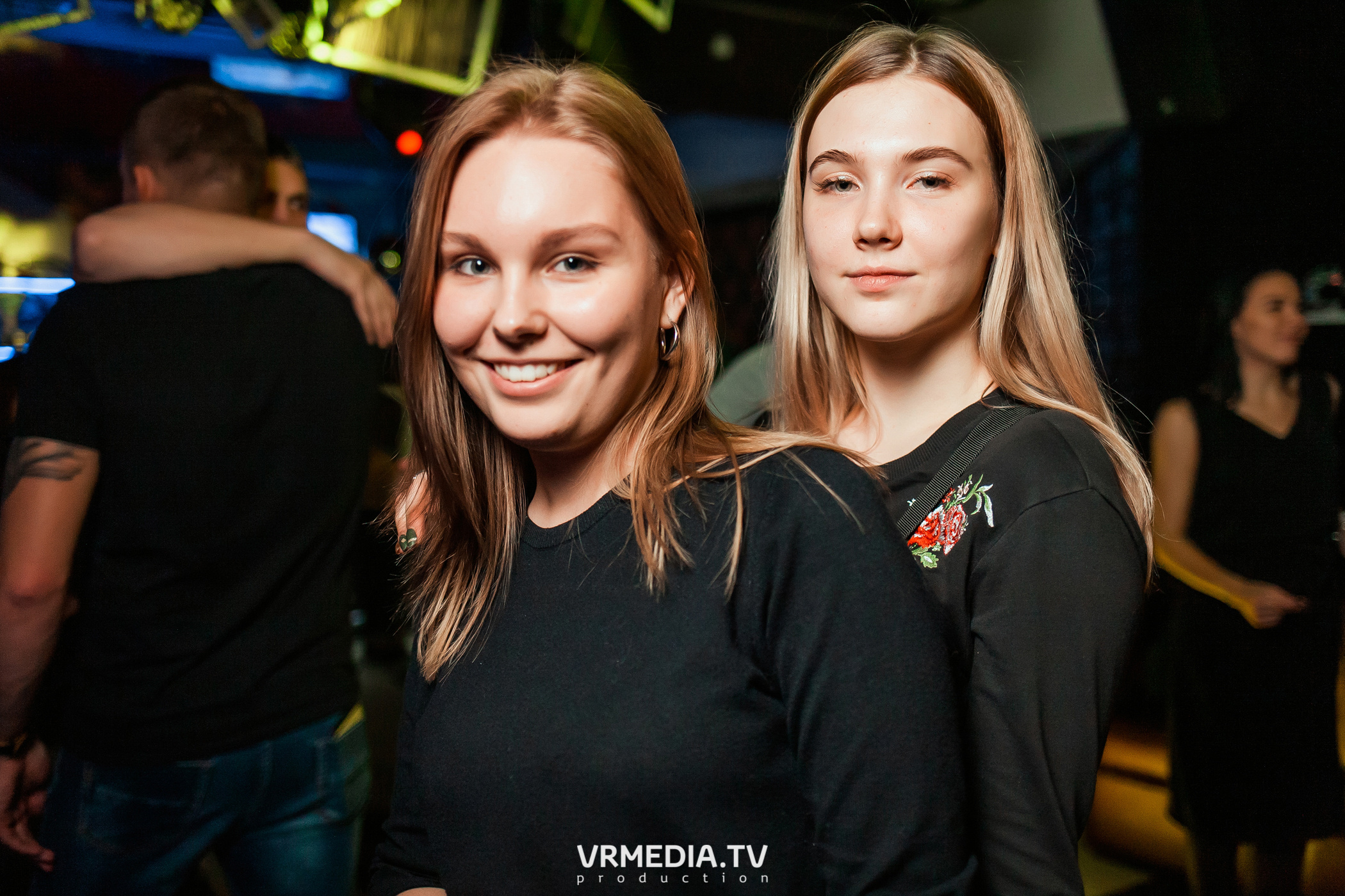 Стихийный HAPPY BIRTHDAY в караоке-баре «Четыре стихии»