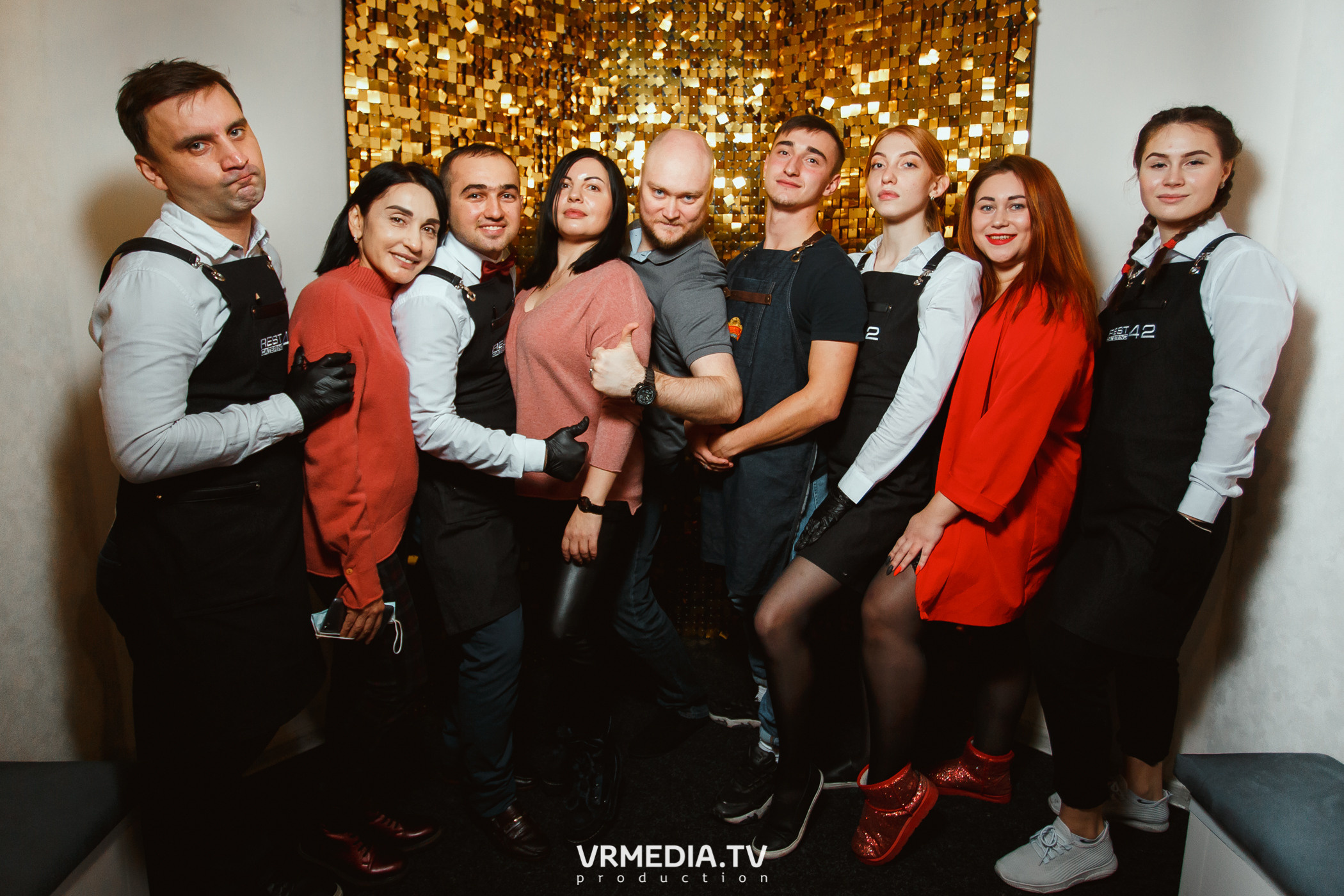 1 год караоке-ресторану «Мимо Нот»